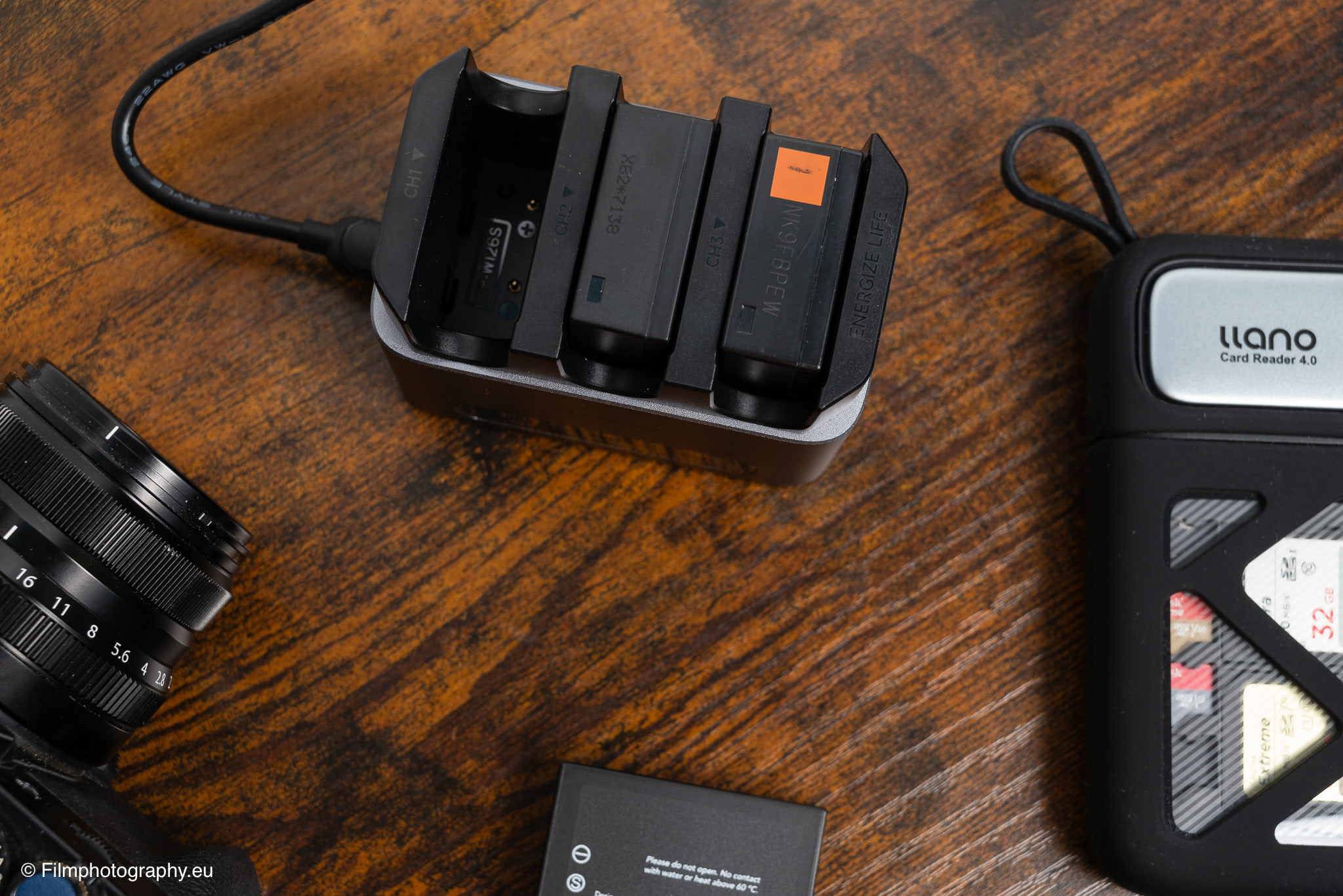 llano-fast-camera-battery-charger-fujifilm-review-11