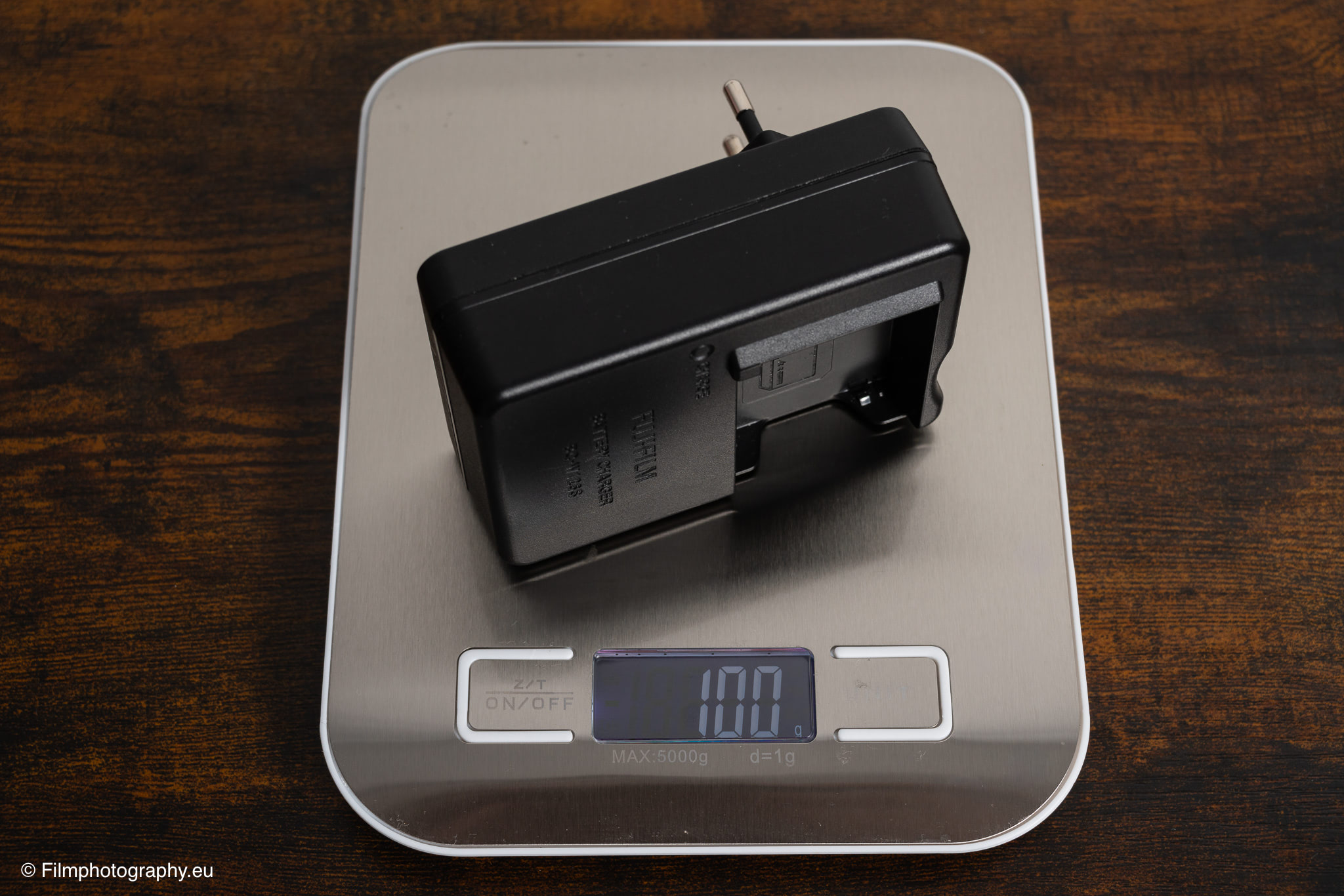 llano-fast-camera-battery-charger-fujifilm-review-14
