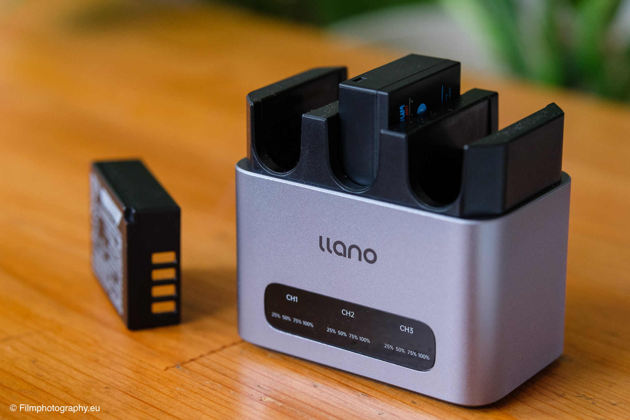 llano-fast-camera-battery-charger-fujifilm-review-16