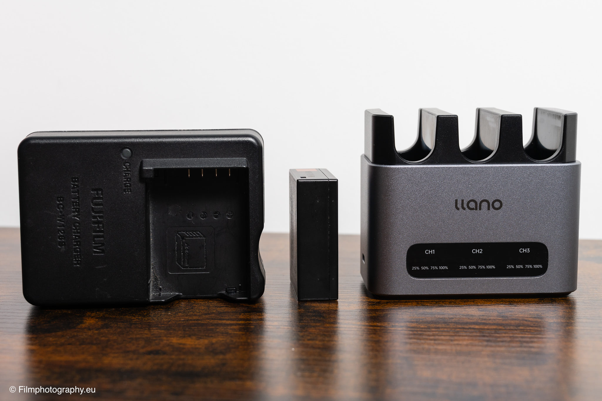 llano-fast-camera-battery-charger-fujifilm-review-9