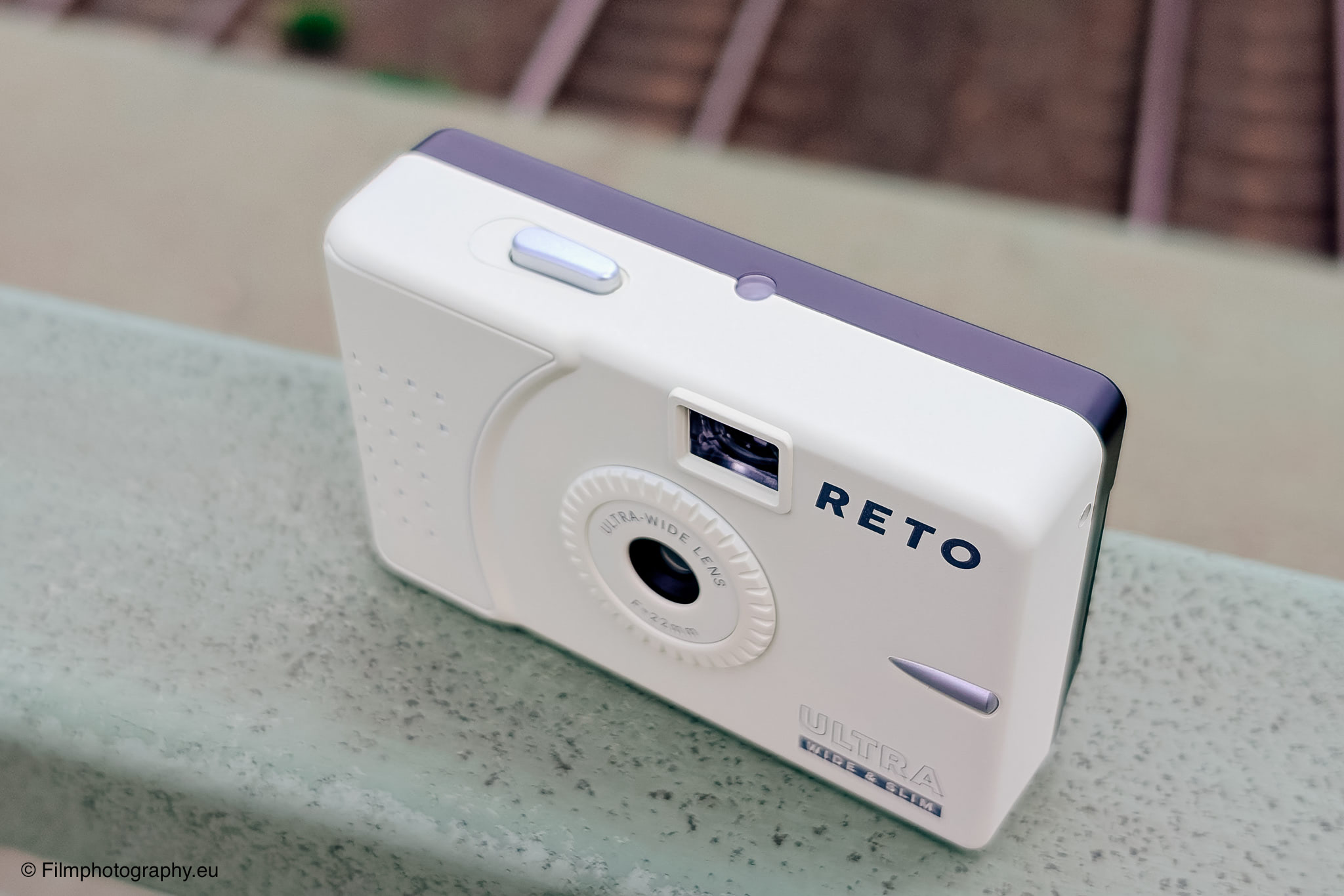 reto-ultra-wide-slim-35mm-camera-review-2