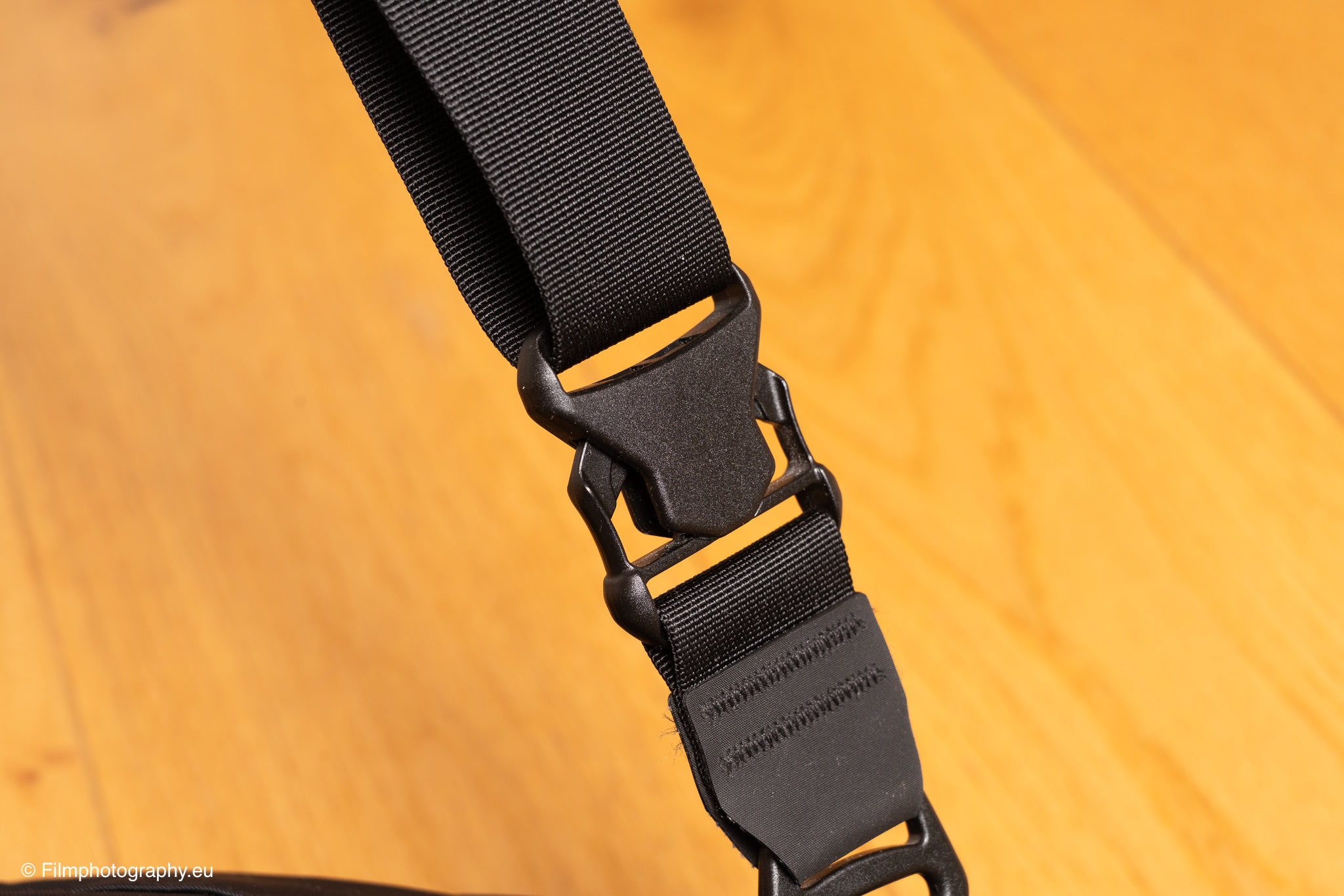 rework-toshi-sling-review-strap-buckle