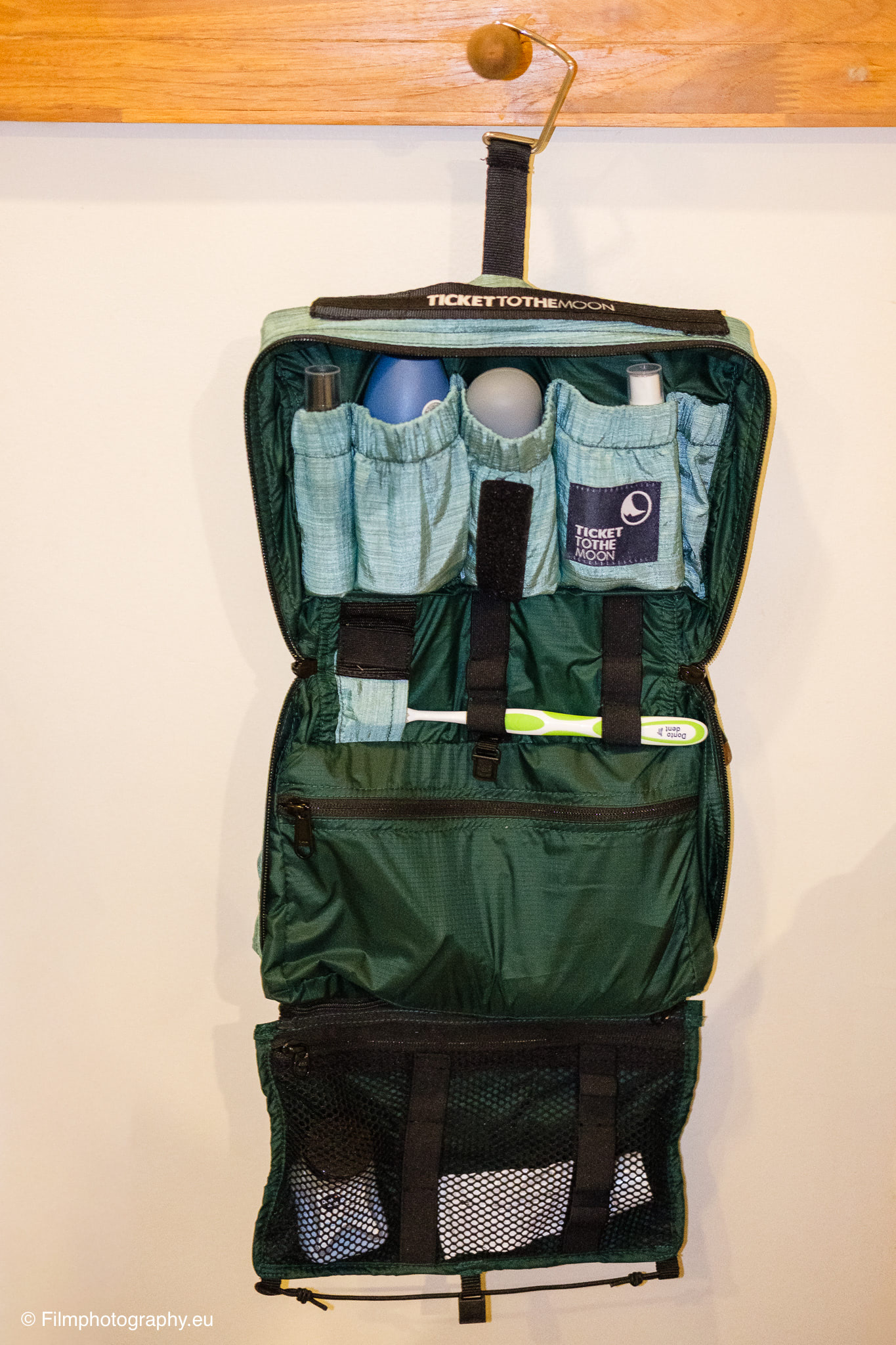 ticket-to-the-moon-wash-bag-review-36