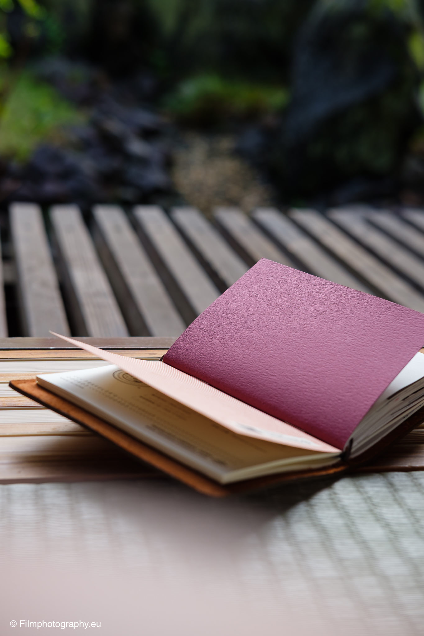 travelers-notebook-passport-photographer-review-1