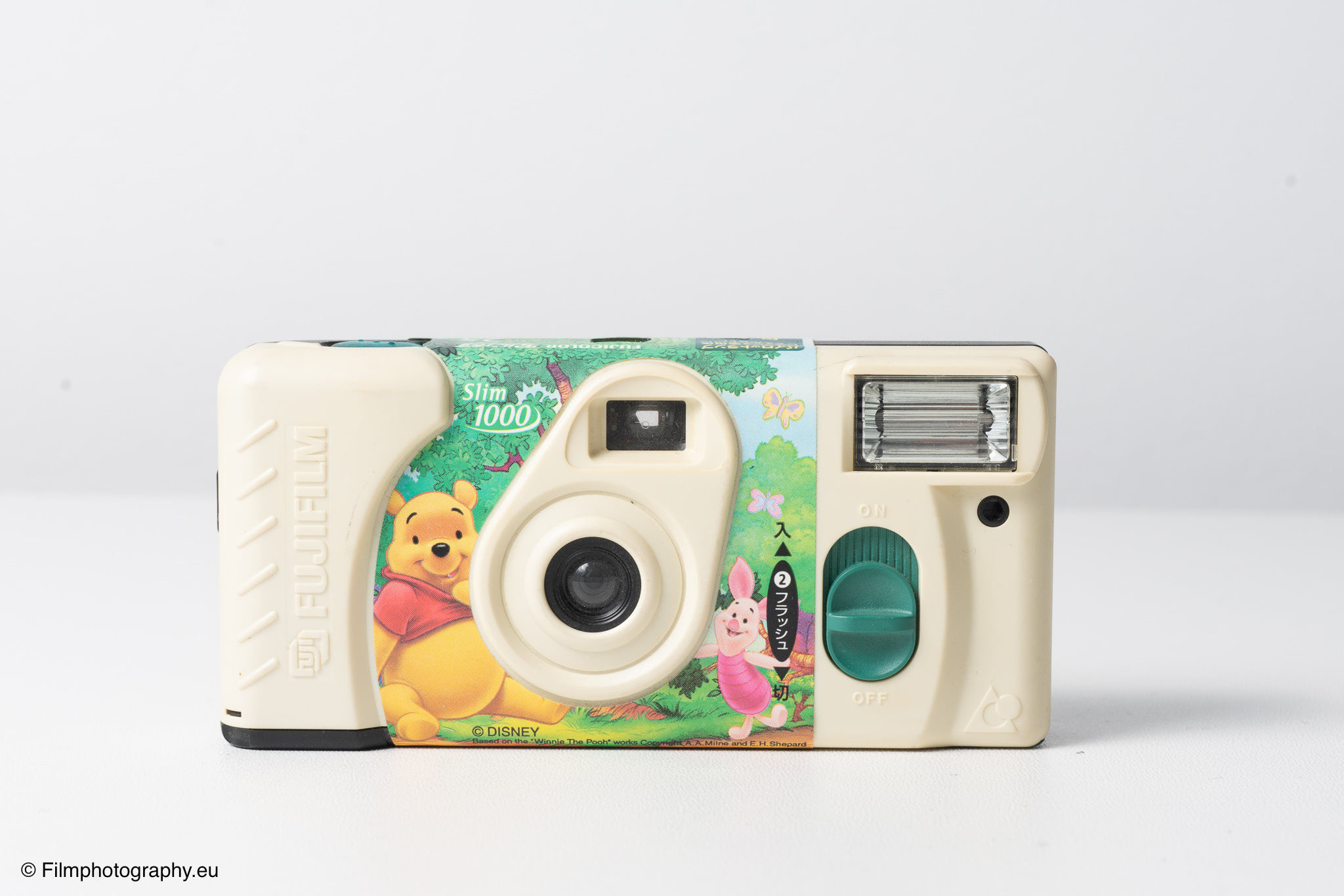 fujifilm-slim-1000-aps-single-use-camera-pooh-1