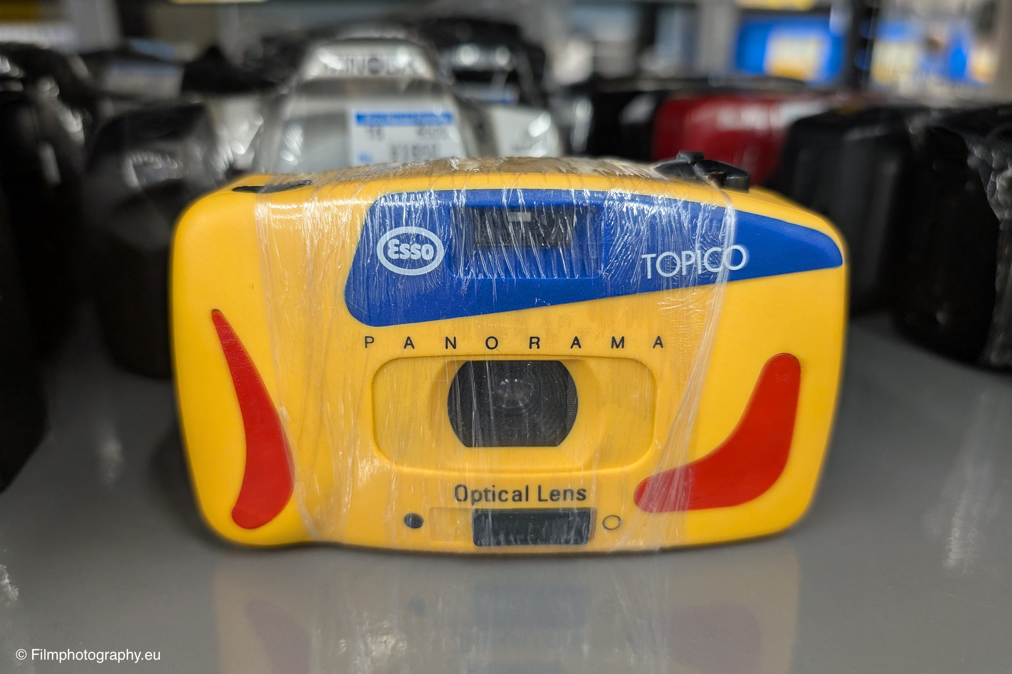 topico-pr-936-esso-model-35mm-camera-1