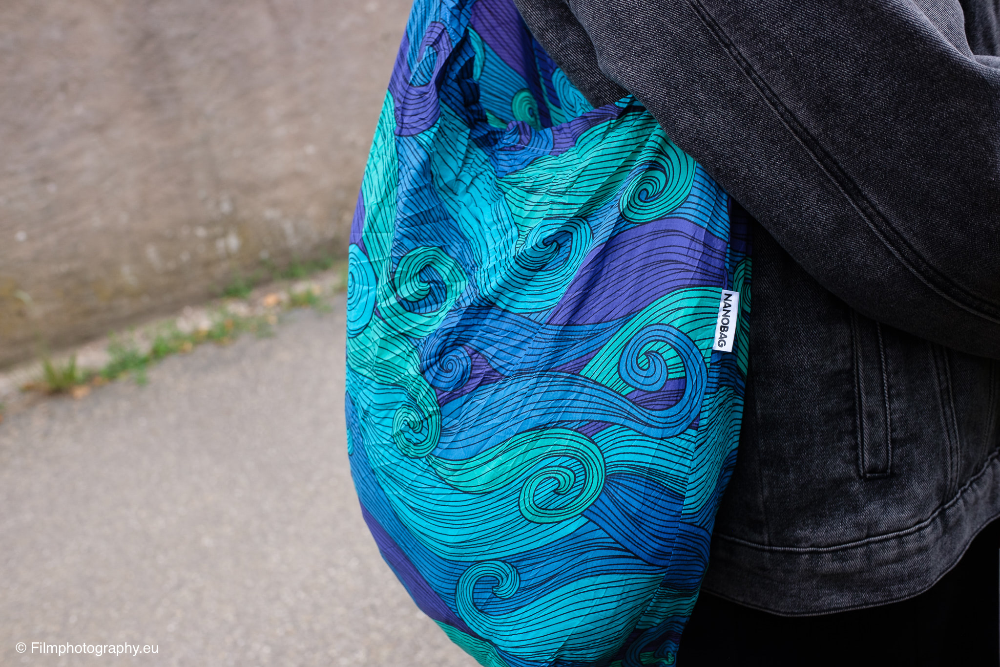 nanobag-review-sling-5