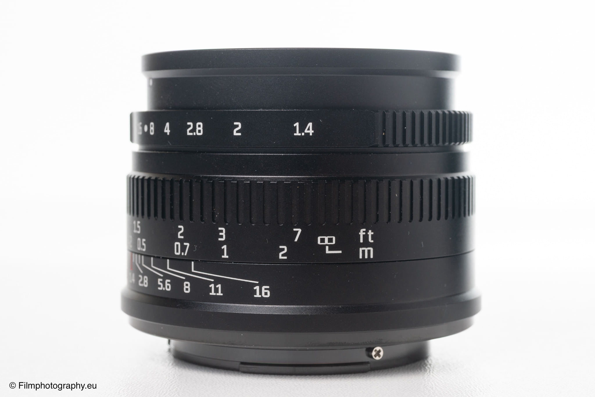 7artisans-mf-35mm-f-1-4-camera-lens-7