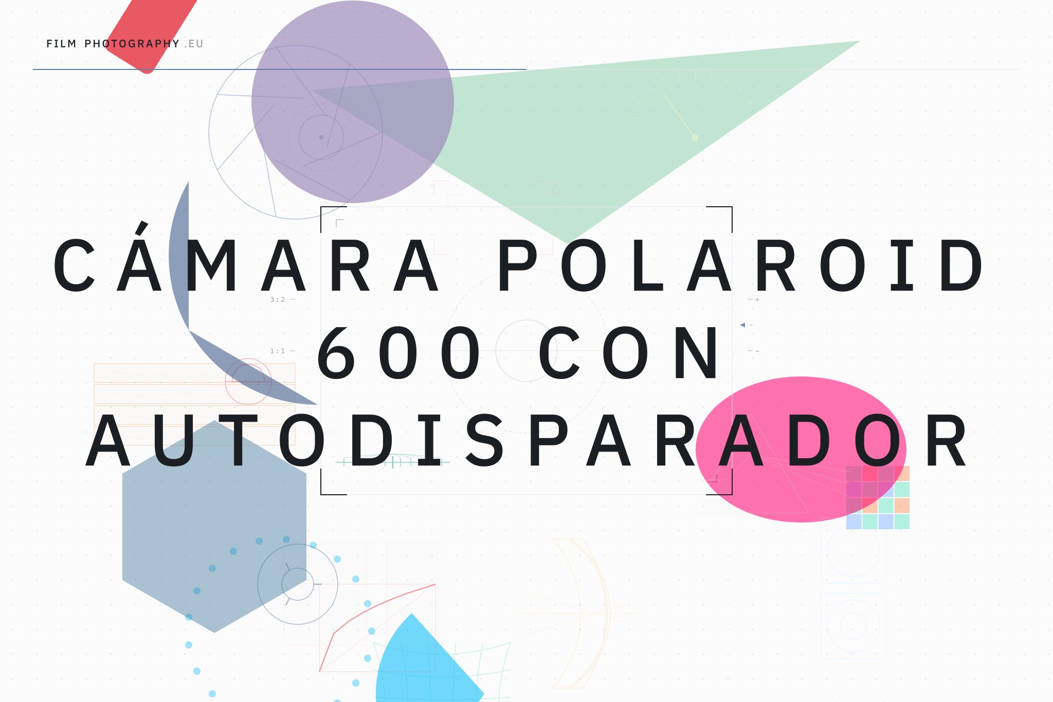Cámara Polaroid 600 con autodisparador