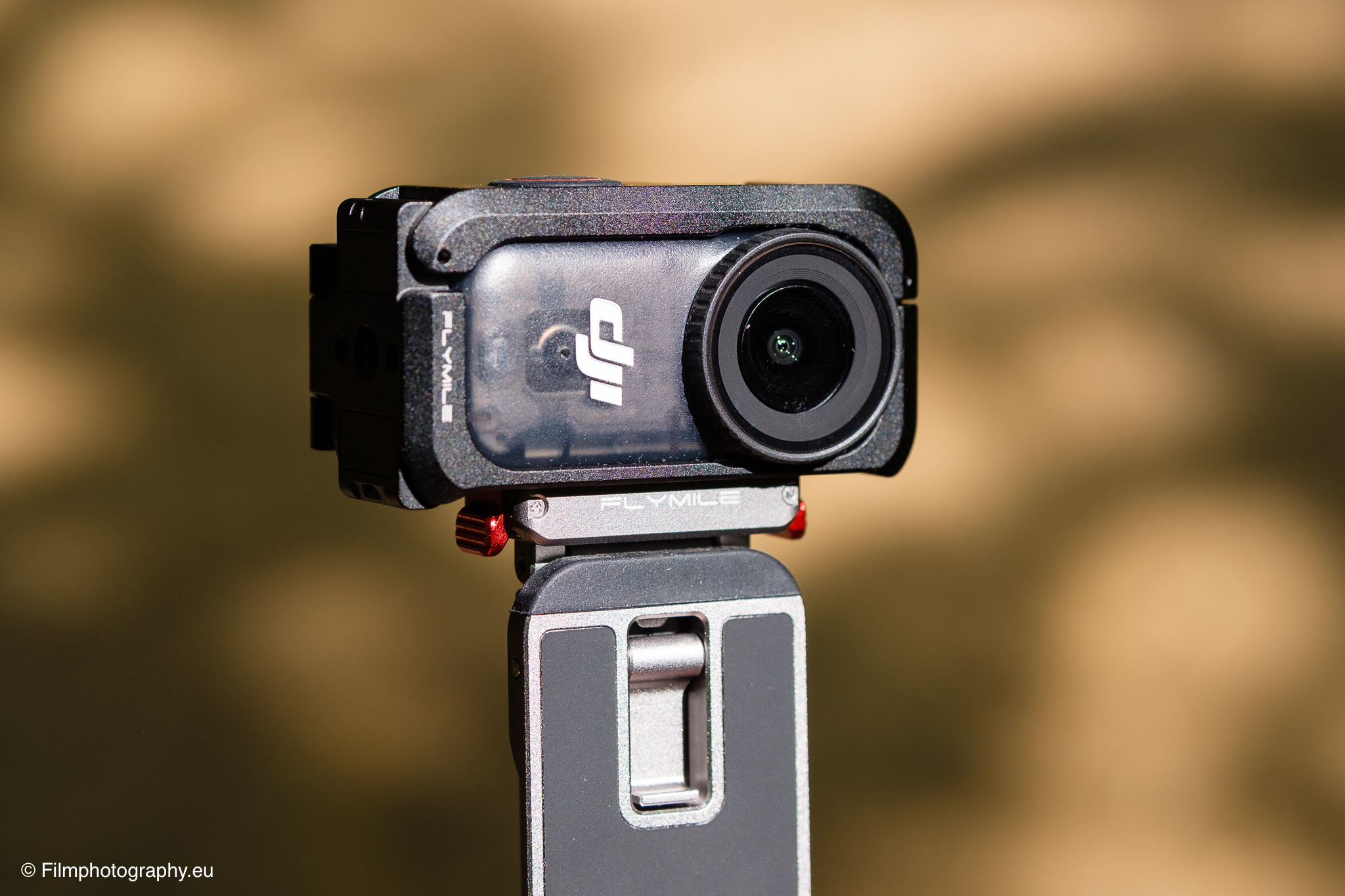 flymile-metal-magnetic-folding-tripod-for-dji-osmo-action-nano-review-4