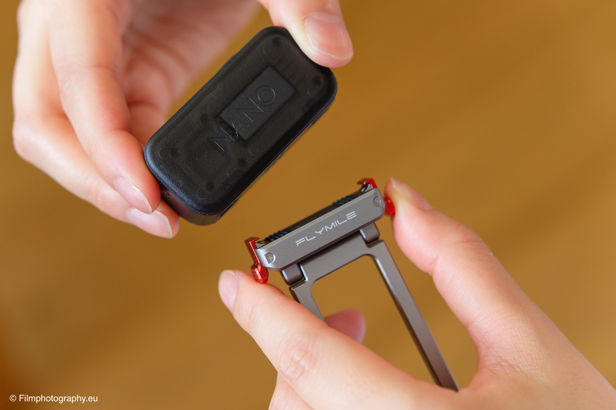 flymile-metal-magnetic-folding-tripod-for-dji-osmo-nano-review-5