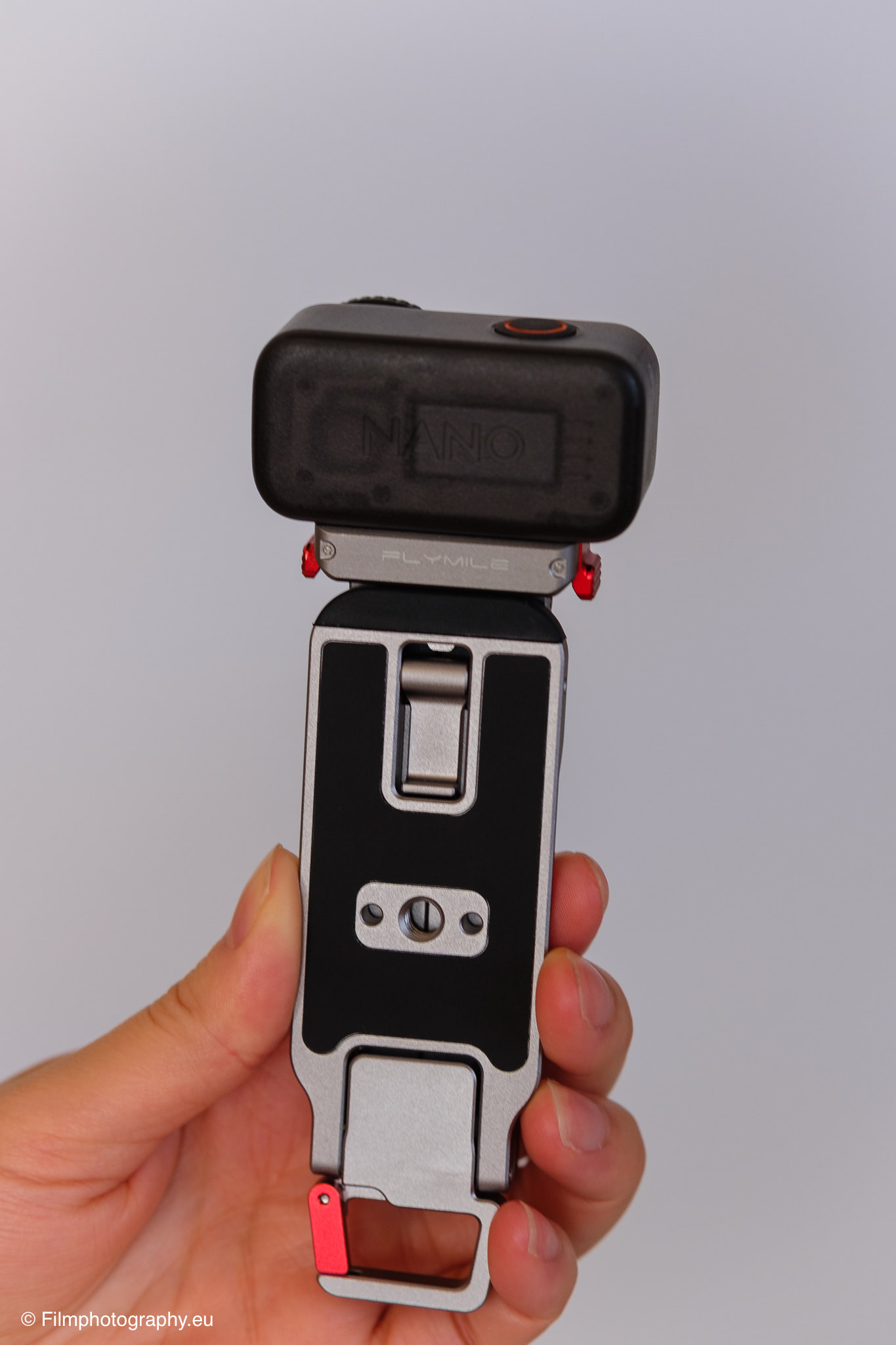 flymile-metal-magnetic-folding-tripod-for-dji-osmo-nano-review-6