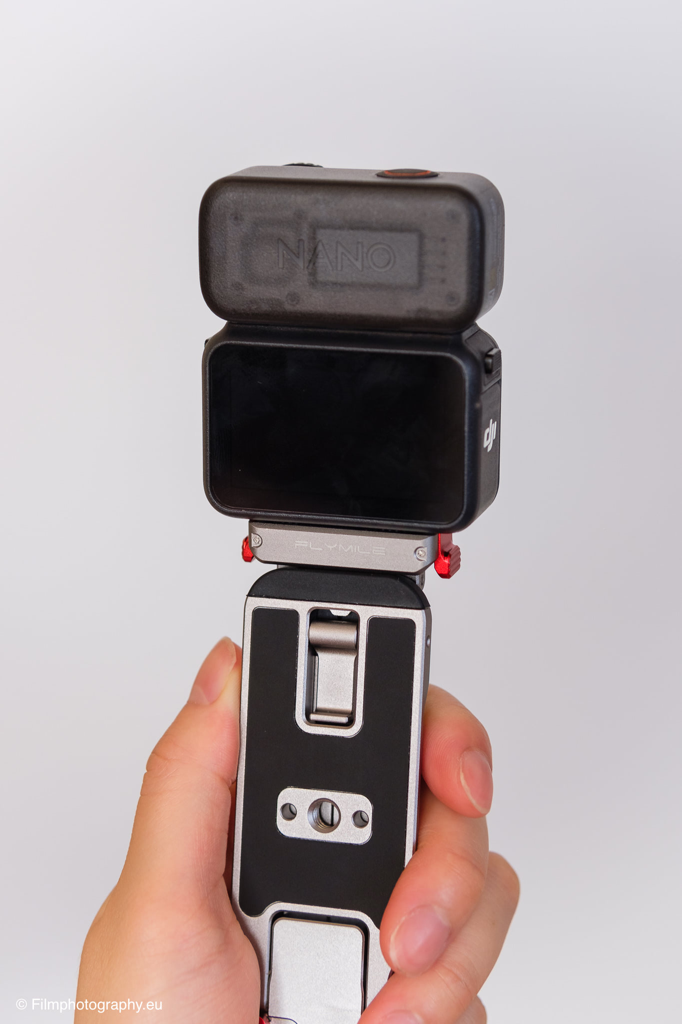 flymile-metal-magnetic-folding-tripod-for-dji-osmo-nano-review-7