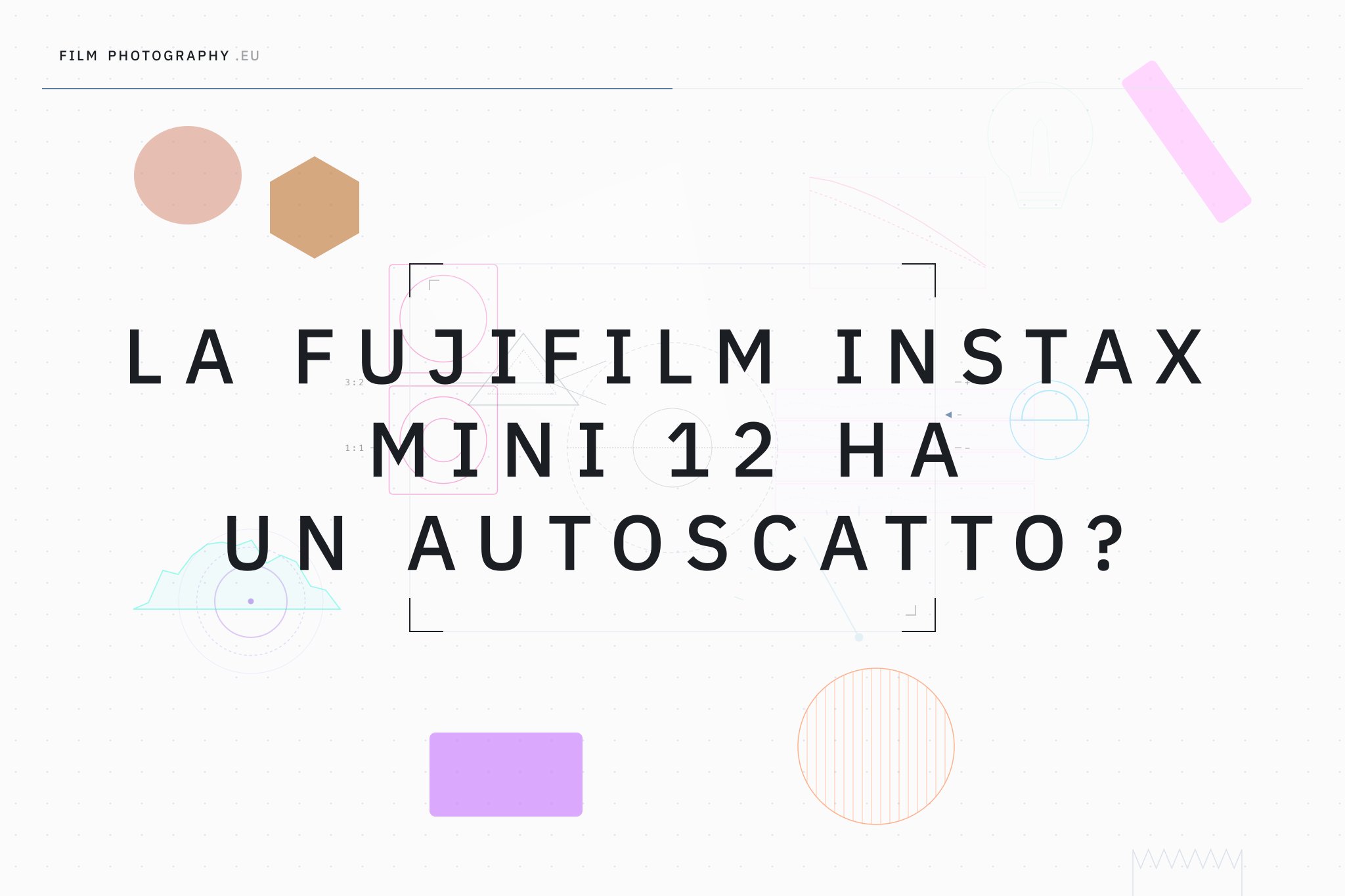 La Fujifilm Instax Mini 12 ha un autoscatto?