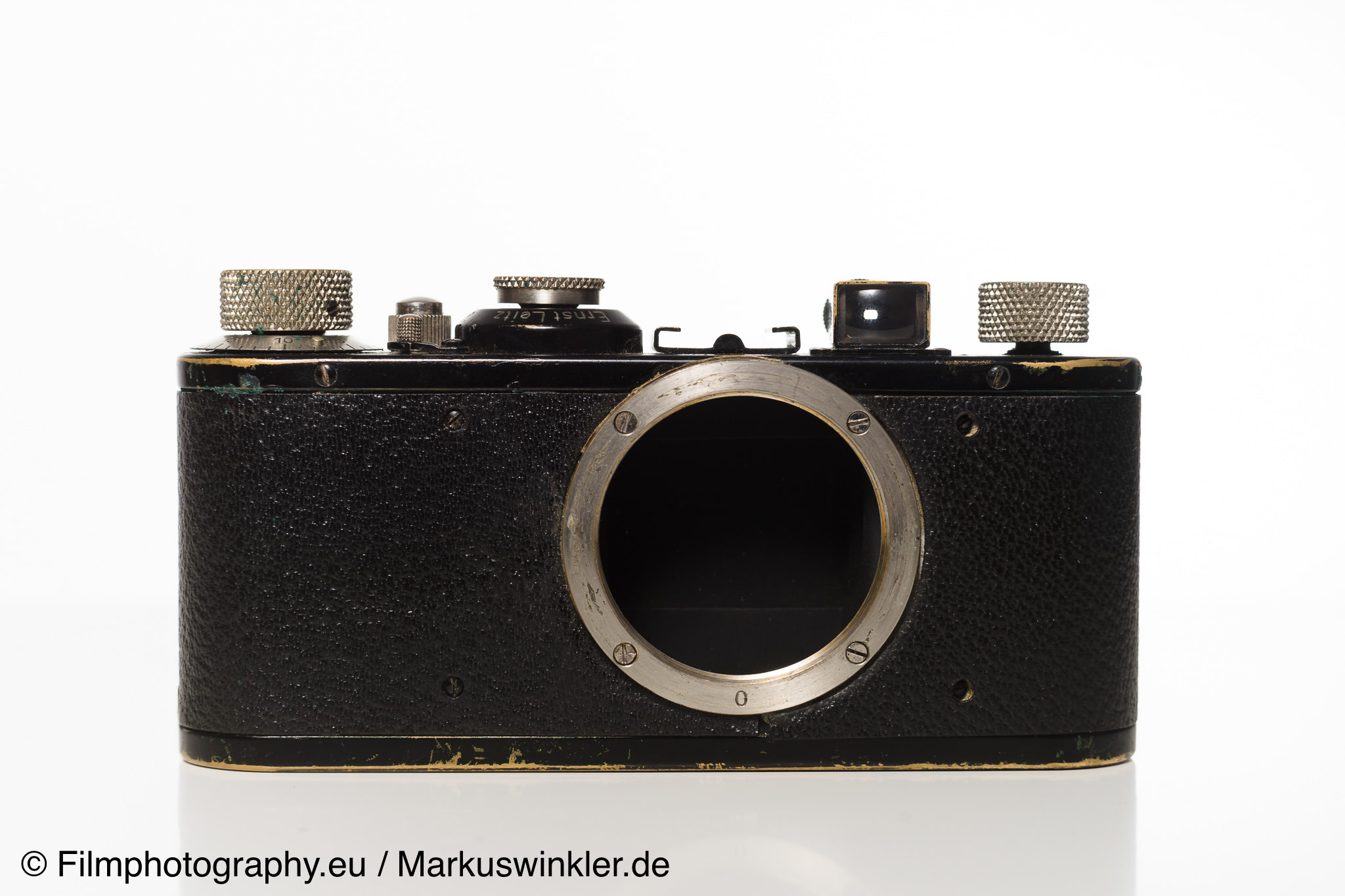 leica-I-35mm-camera-guide-1