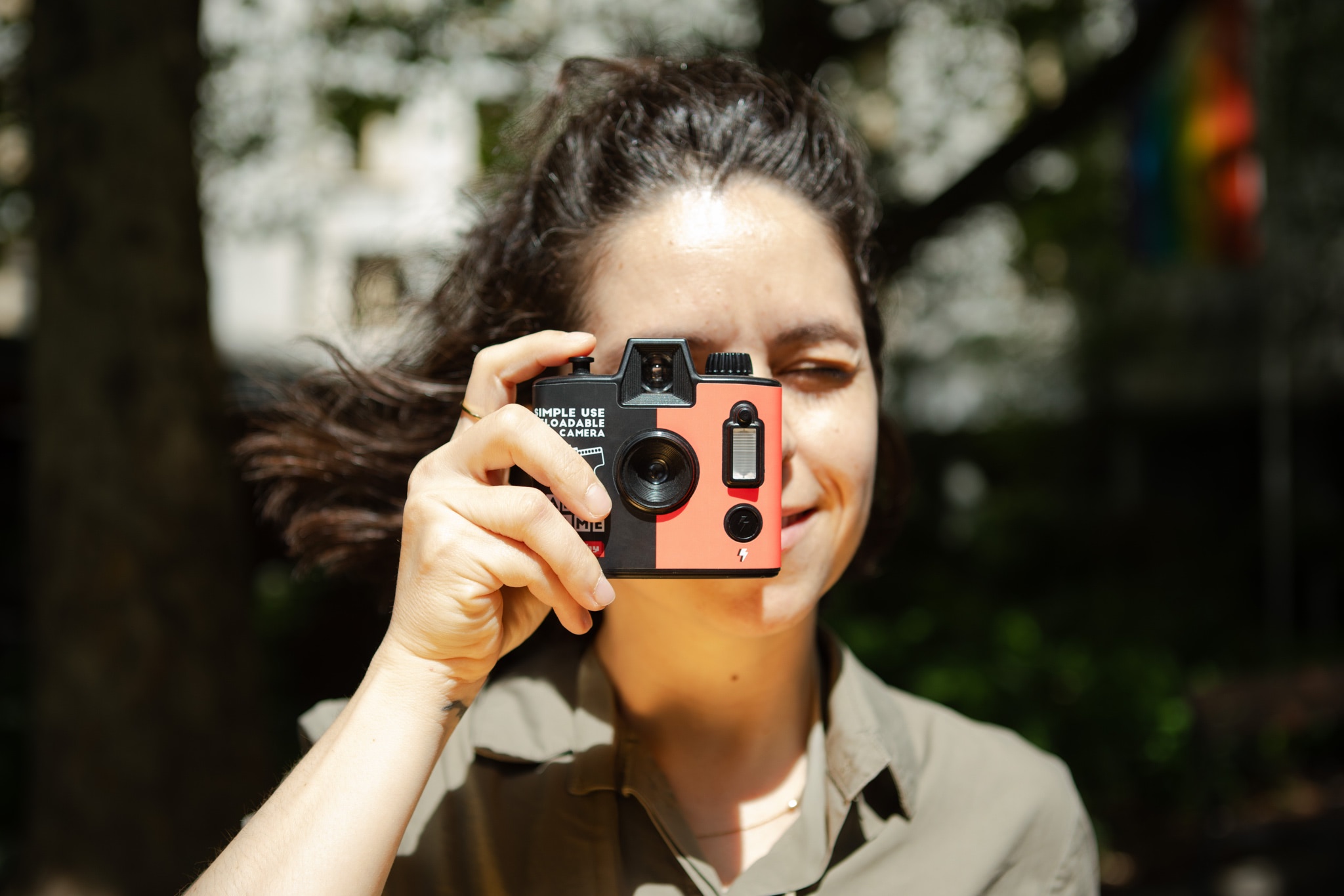 lomography-simple-use-half-frame-camera