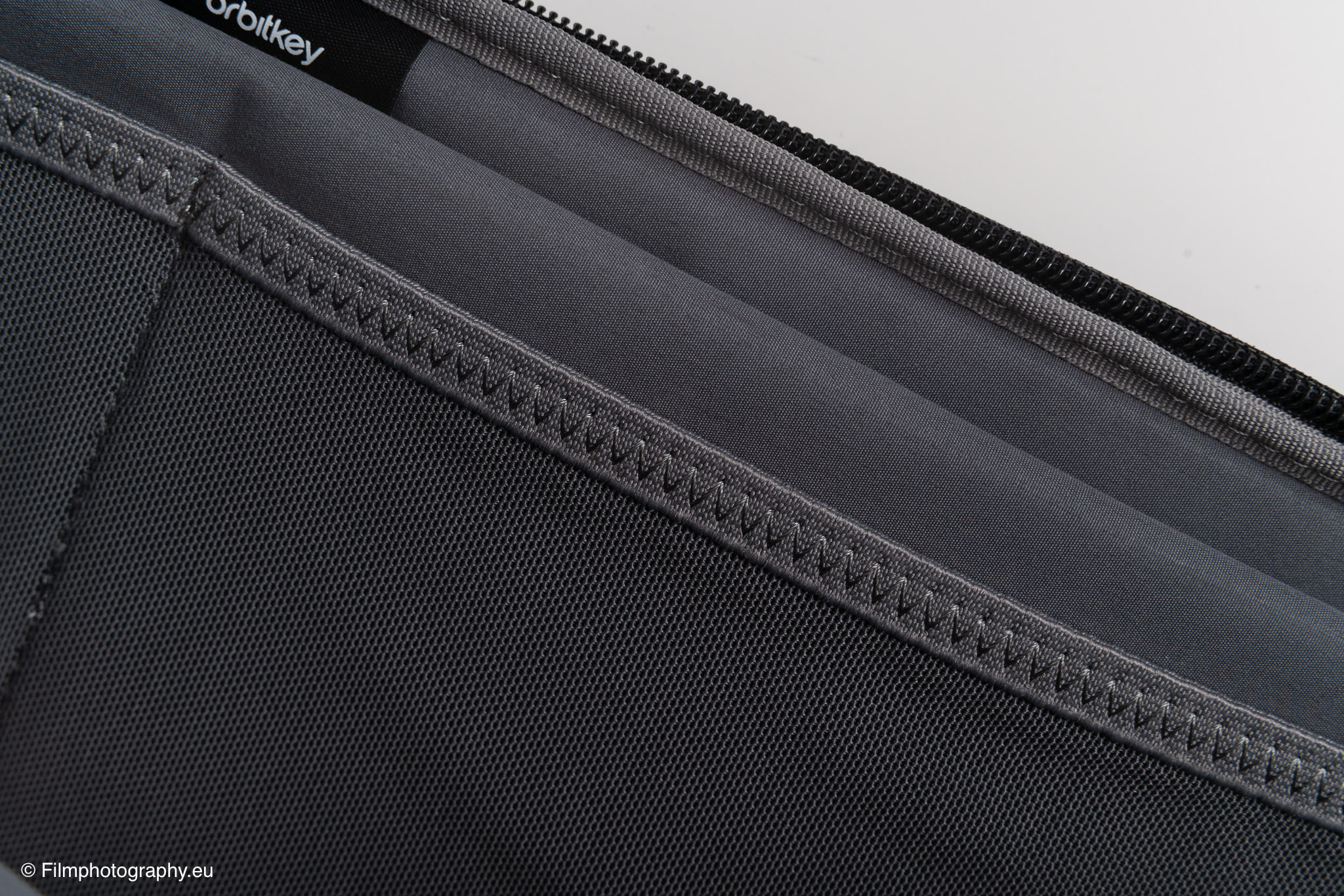 orbitkey-essentials-keyboard-pouch-review-5