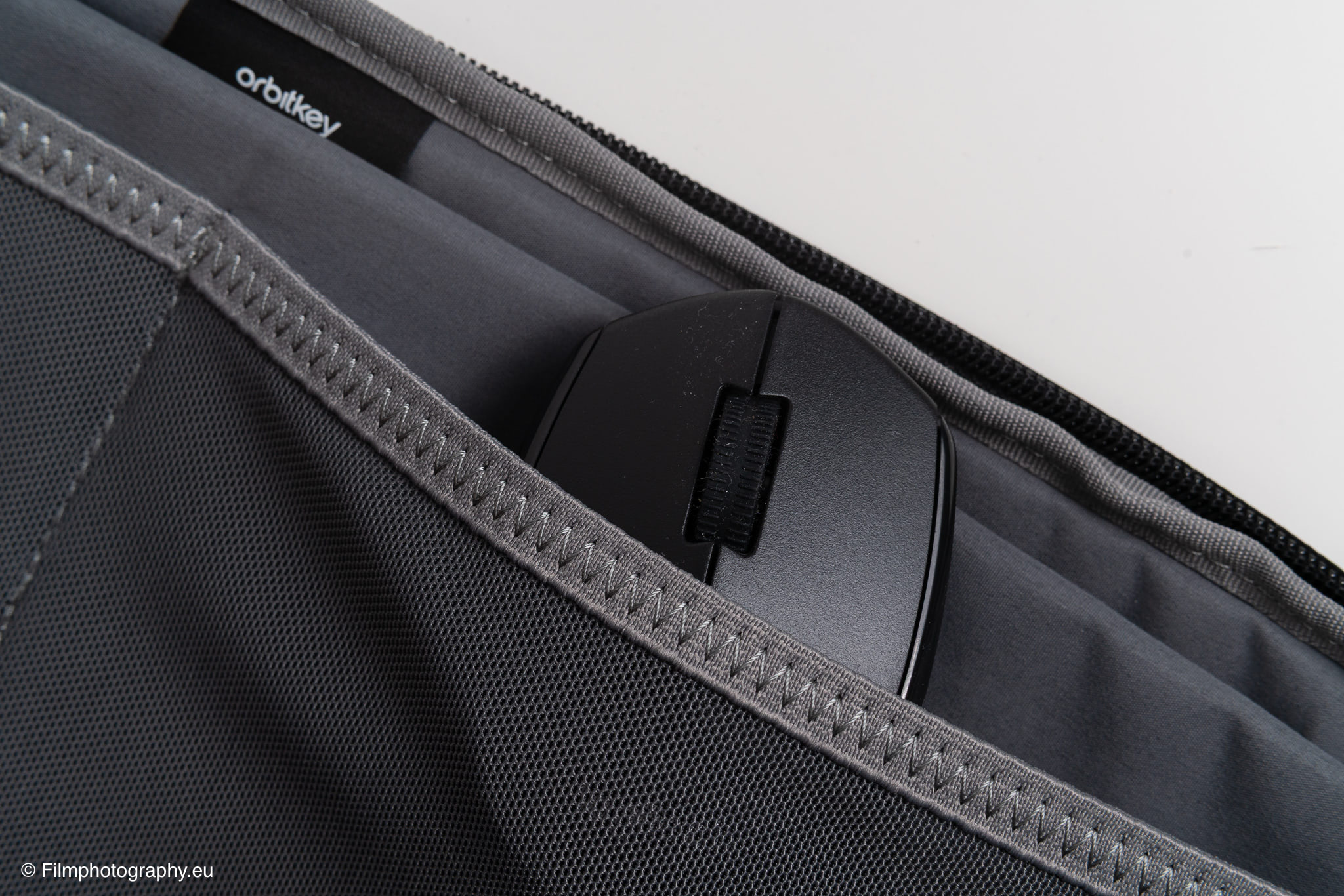 orbitkey-essentials-keyboard-pouch-review-8