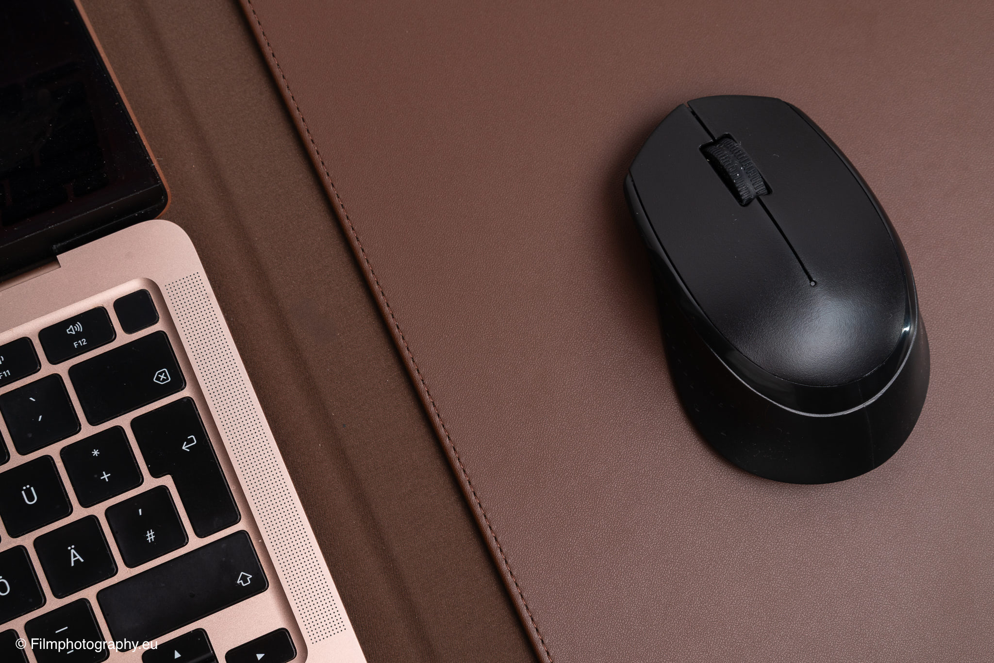 orbitkey-hybrid-laptop-sleeve-v2-review-1