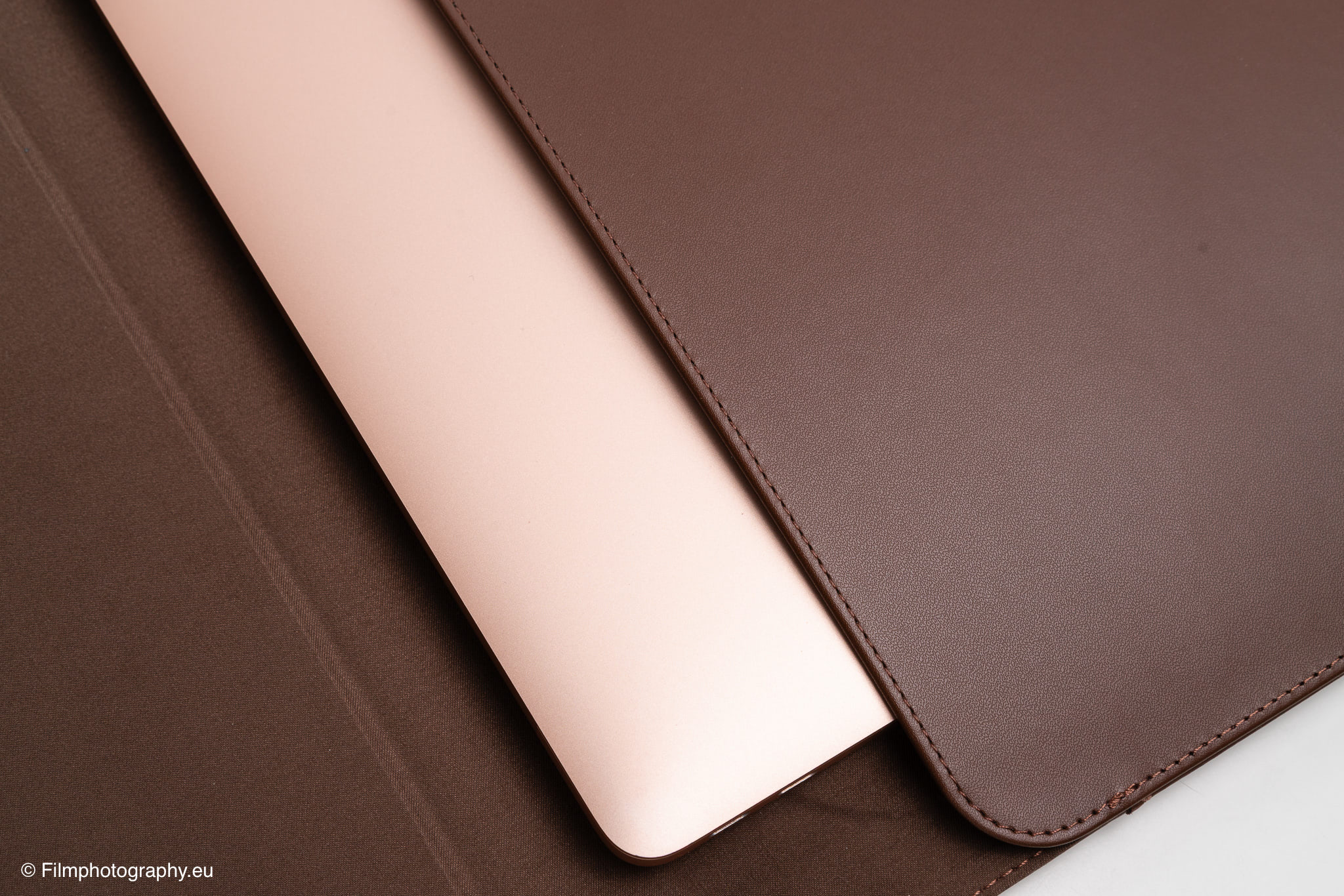 orbitkey-hybrid-laptop-sleeve-v2-review-11