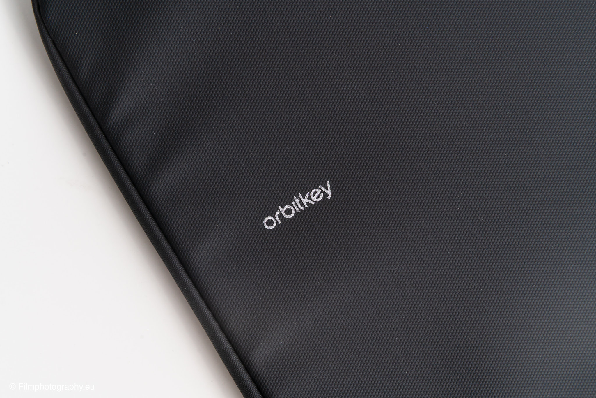 orbitkey-slim-laptop-sleeve-review-1
