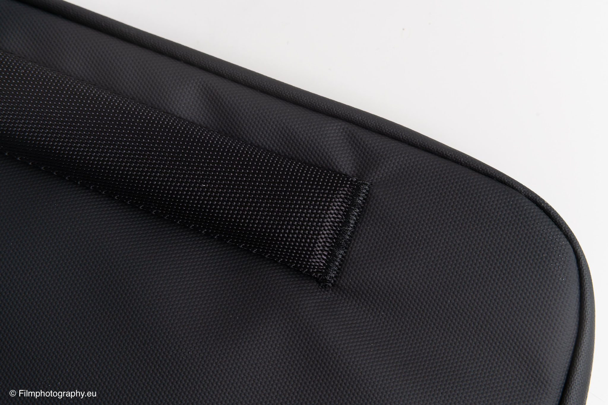orbitkey-slim-laptop-sleeve-review-4