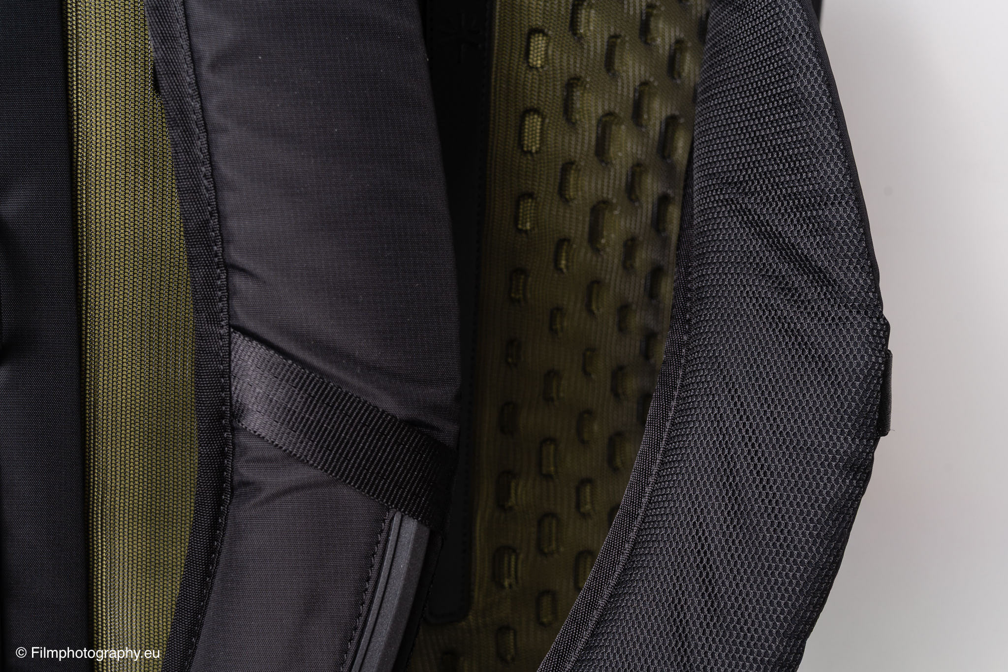 pgytech-onego-roamer-tote-backpack-photographer-review-22