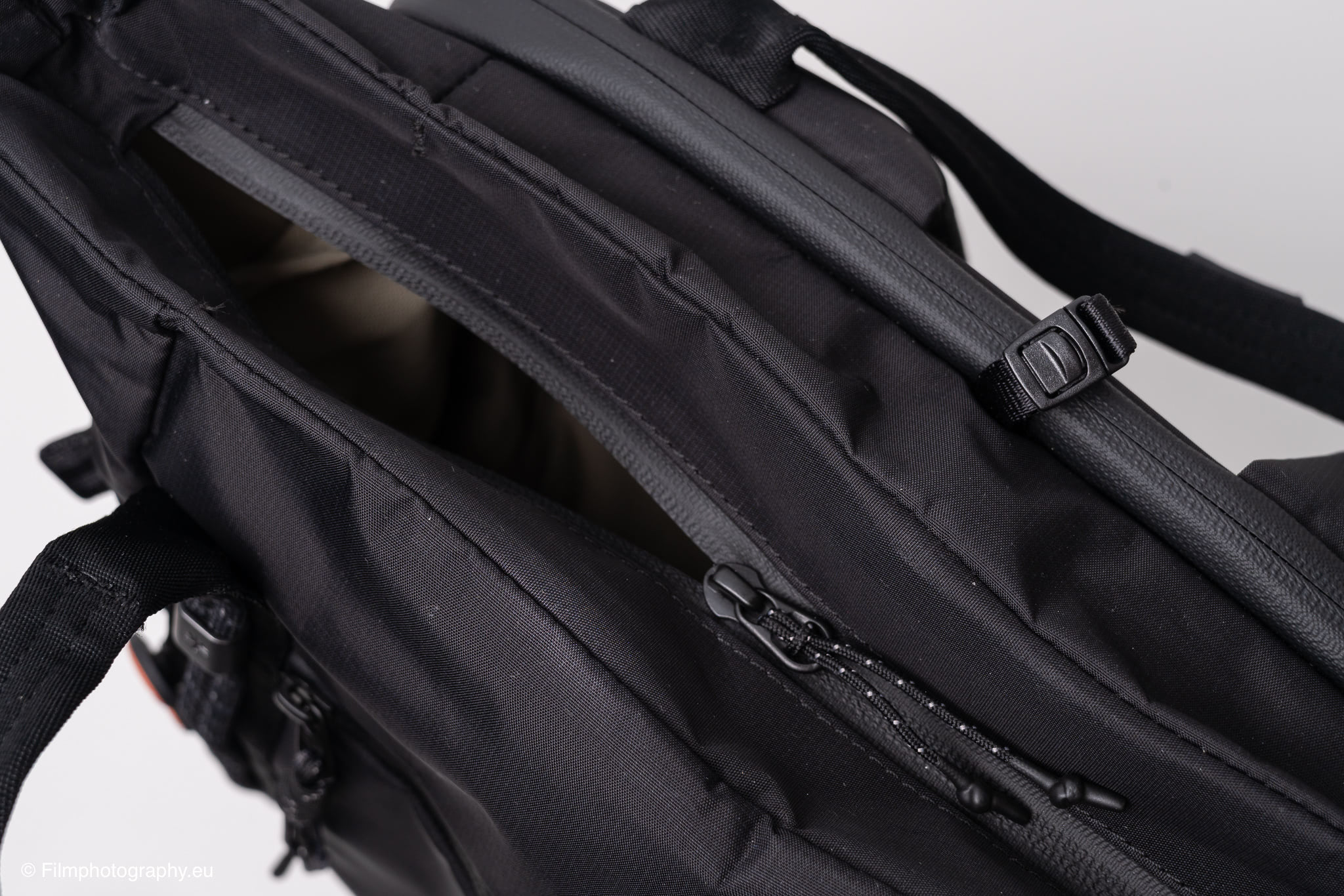 pgytech-onego-roamer-tote-backpack-photographer-review-29