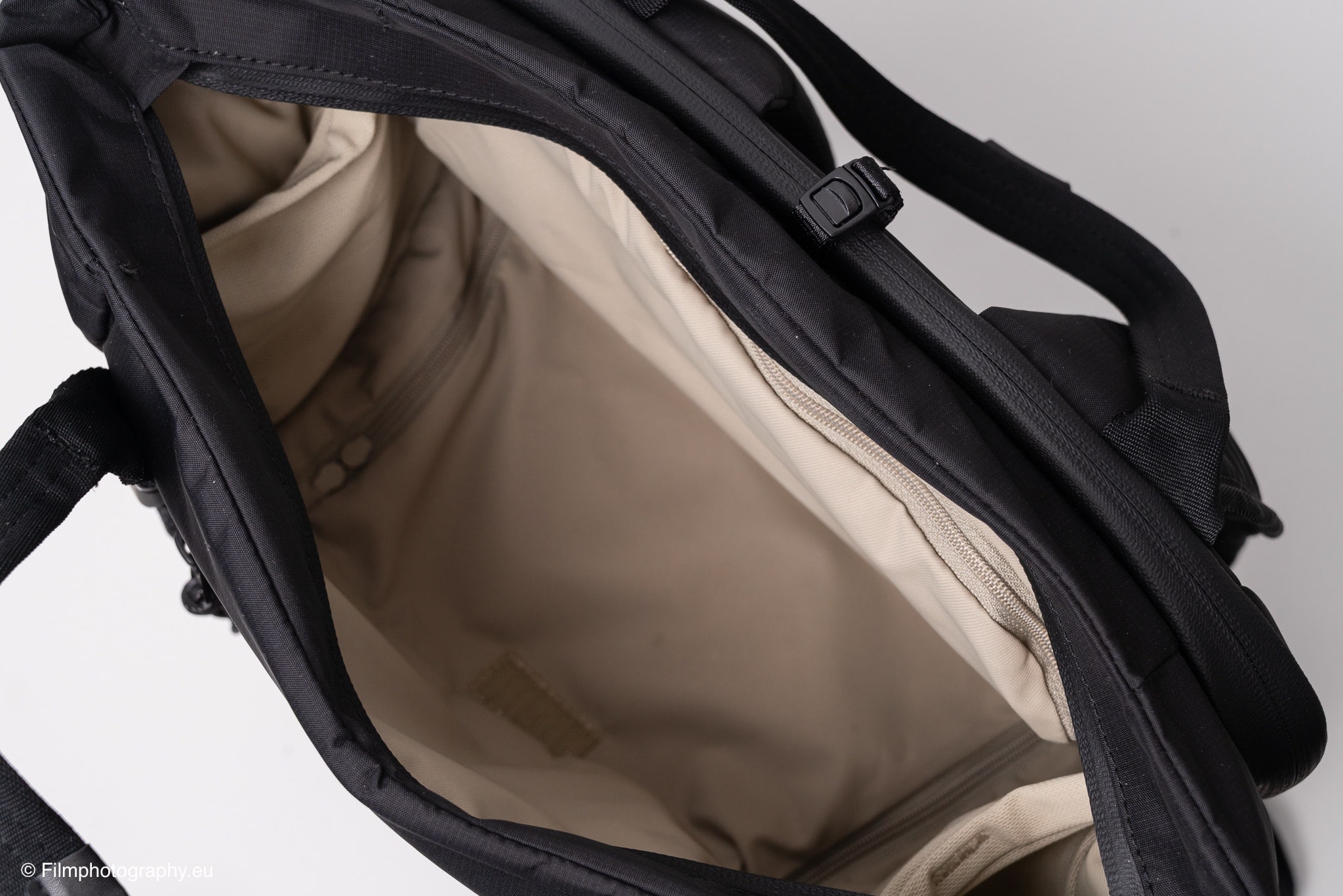 pgytech-onego-roamer-tote-backpack-photographer-review-30