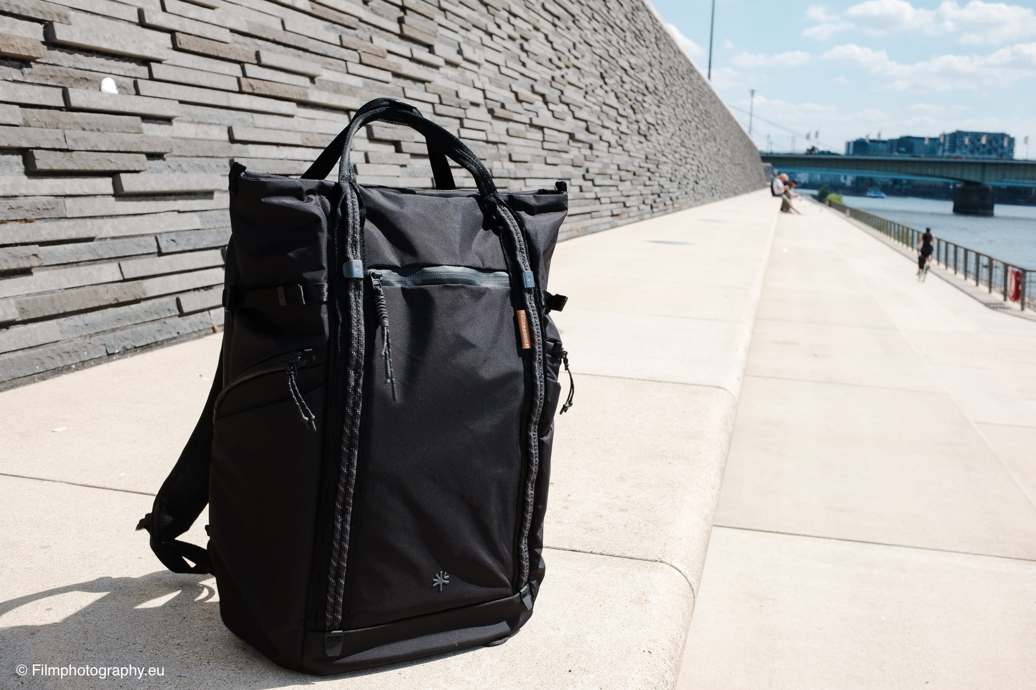 pgytech-onego-roamer-tote-backpack-photographer-review-53