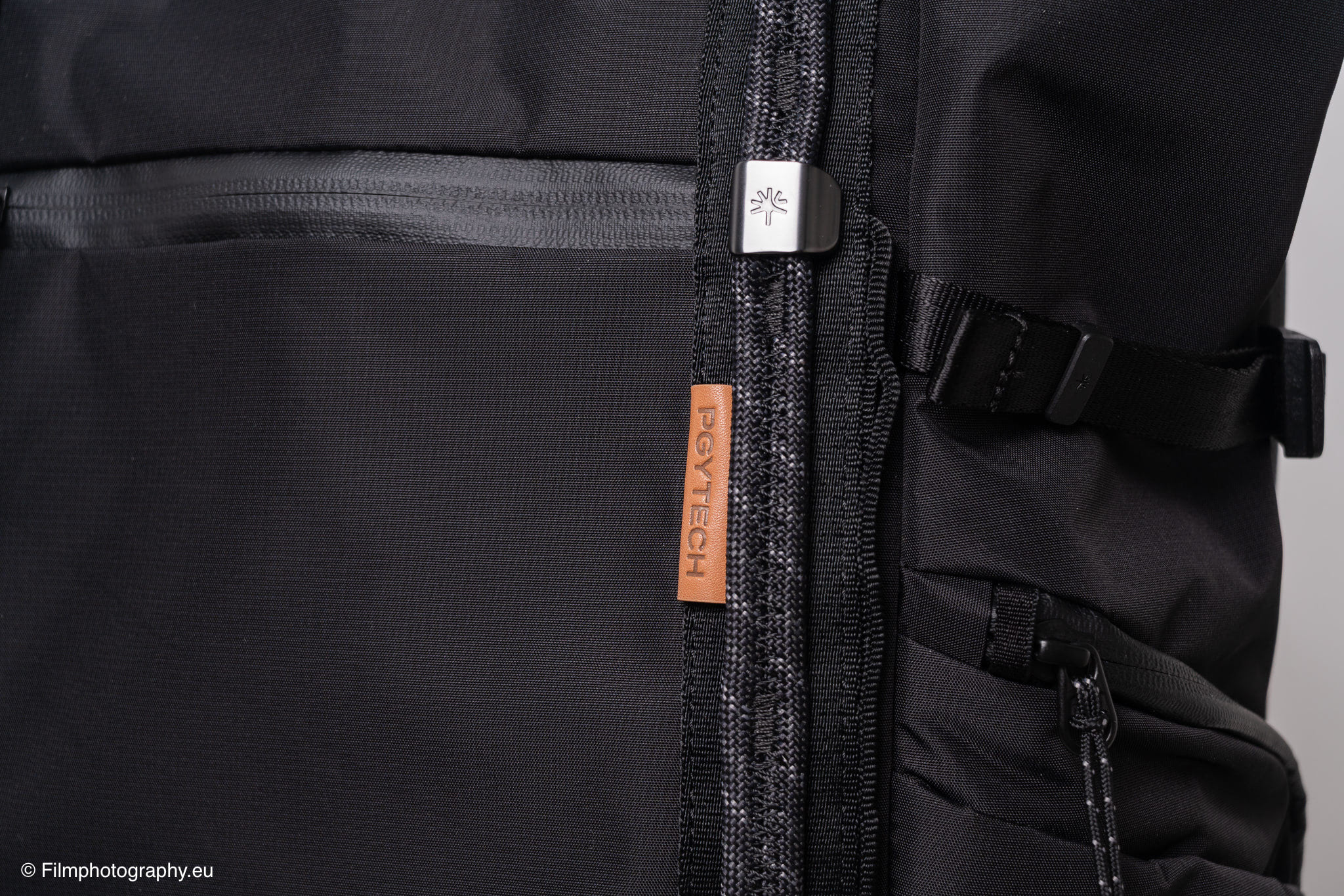 pgytech-onego-roamer-tote-backpack-photographer-review-9