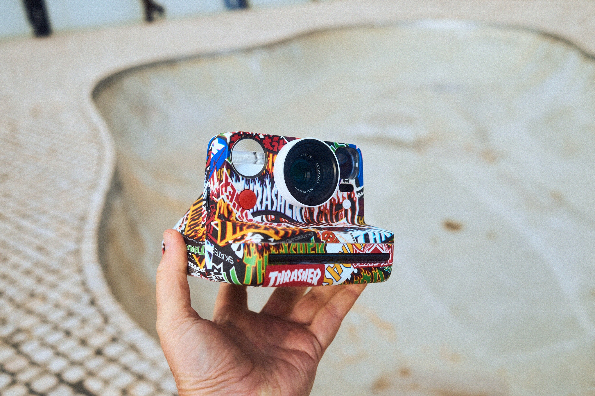 polaroid-now-gen-3-thrasher-edition-5