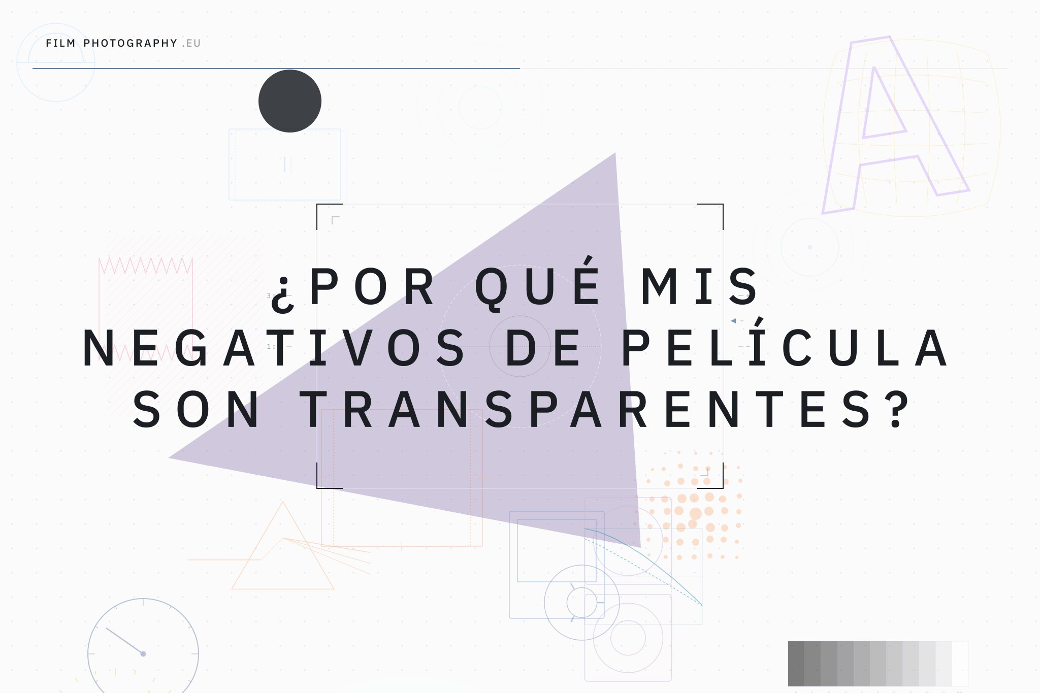 ¿Por qué mis negativos de película son transparentes?