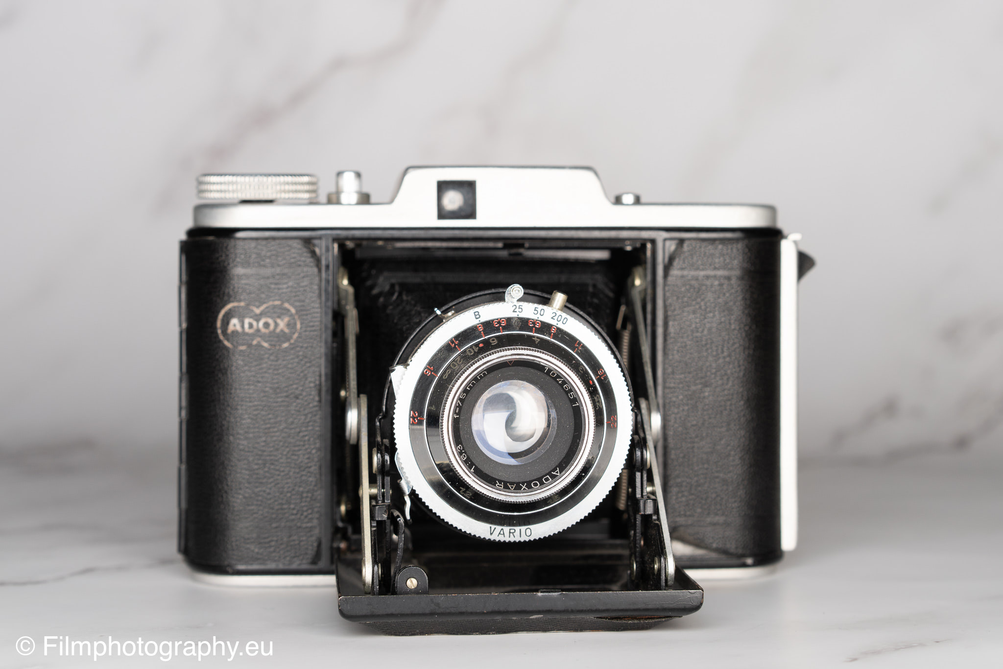 adox-golf-63-medium-format-camera-1