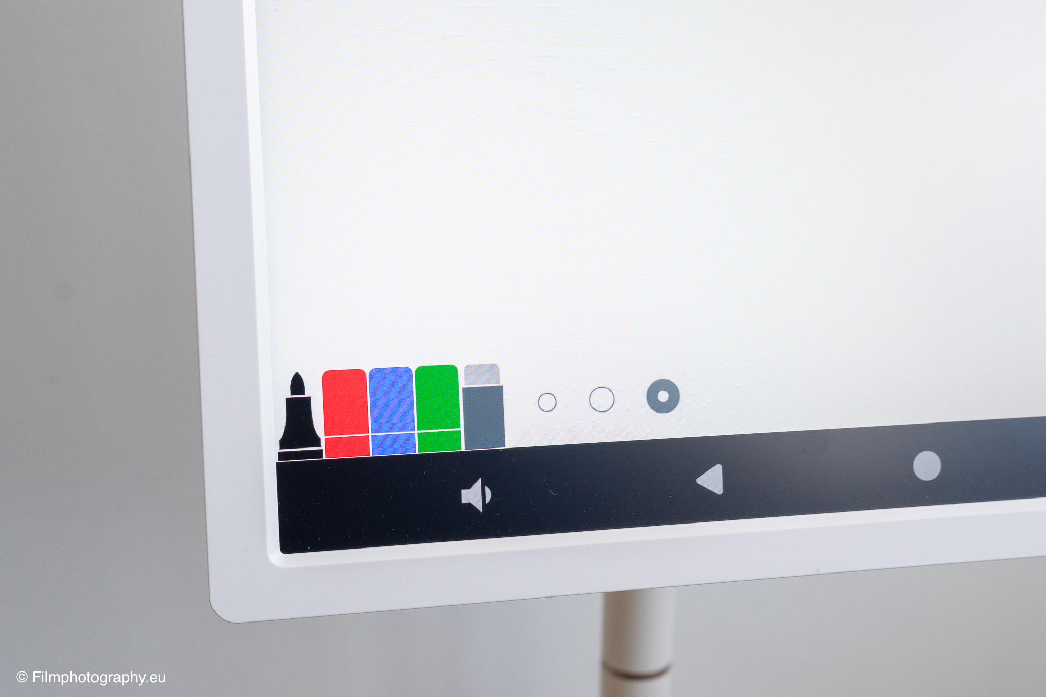 apolosign-32-smart-portable-tv-photographer-review-33