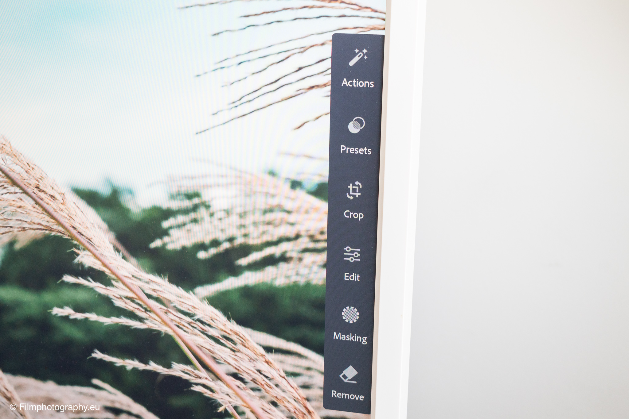 apolosign-32-smart-portable-tv-photographer-review-38