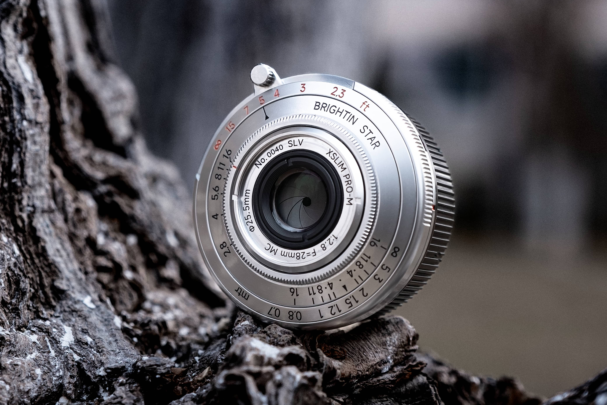 brightin-star-mf-28mm-f2-8-full-frame-pancake-lens-silver-version-1