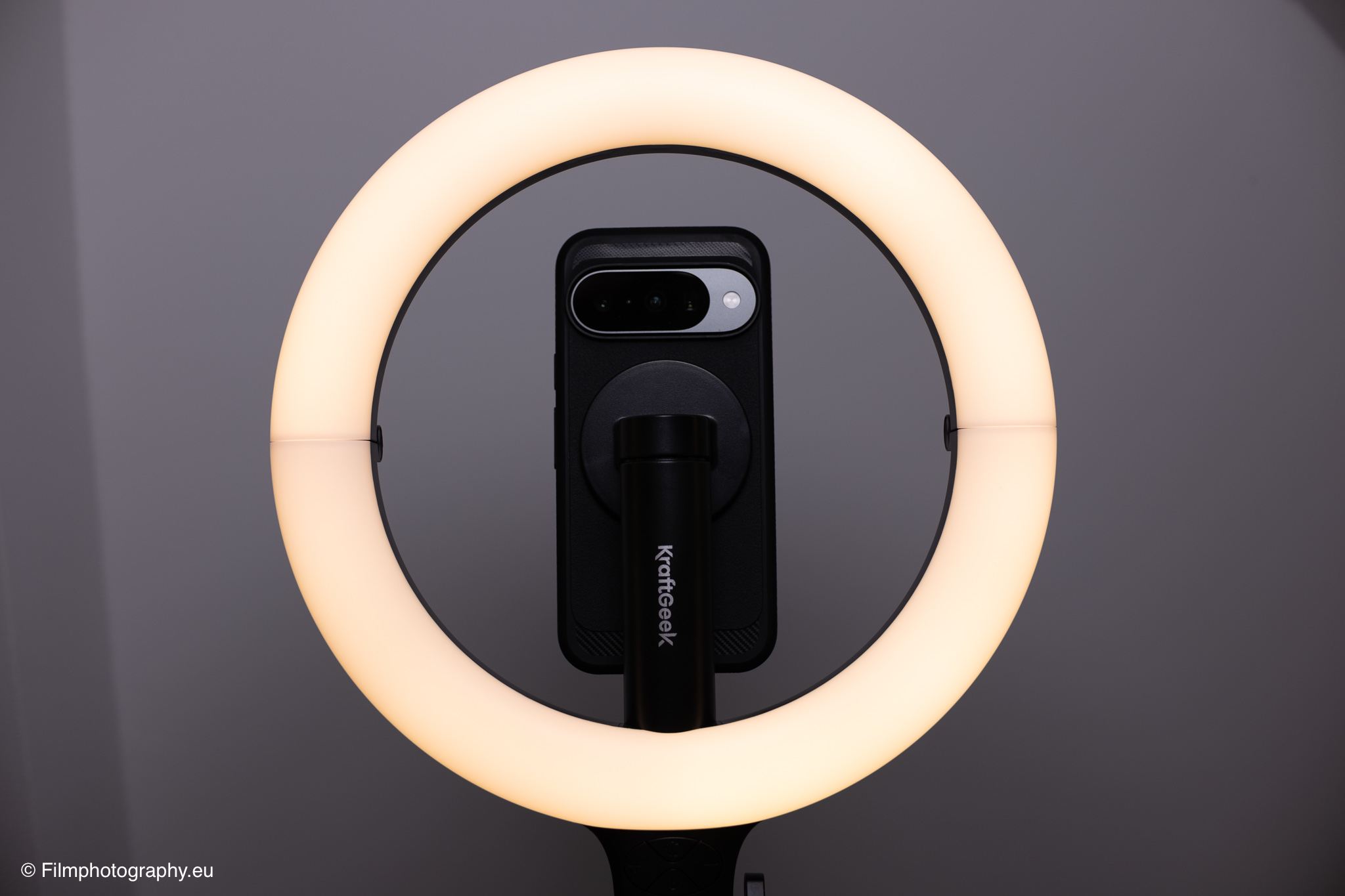 kraftgeek-glowring-portable-ring-light-review-27