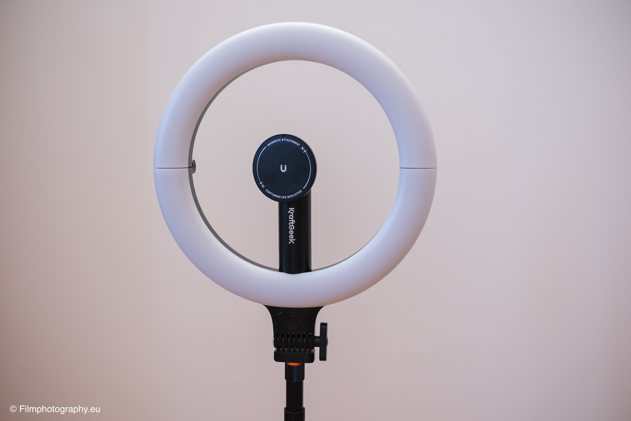 kraftgeek-glowring-portable-ring-light-review-39
