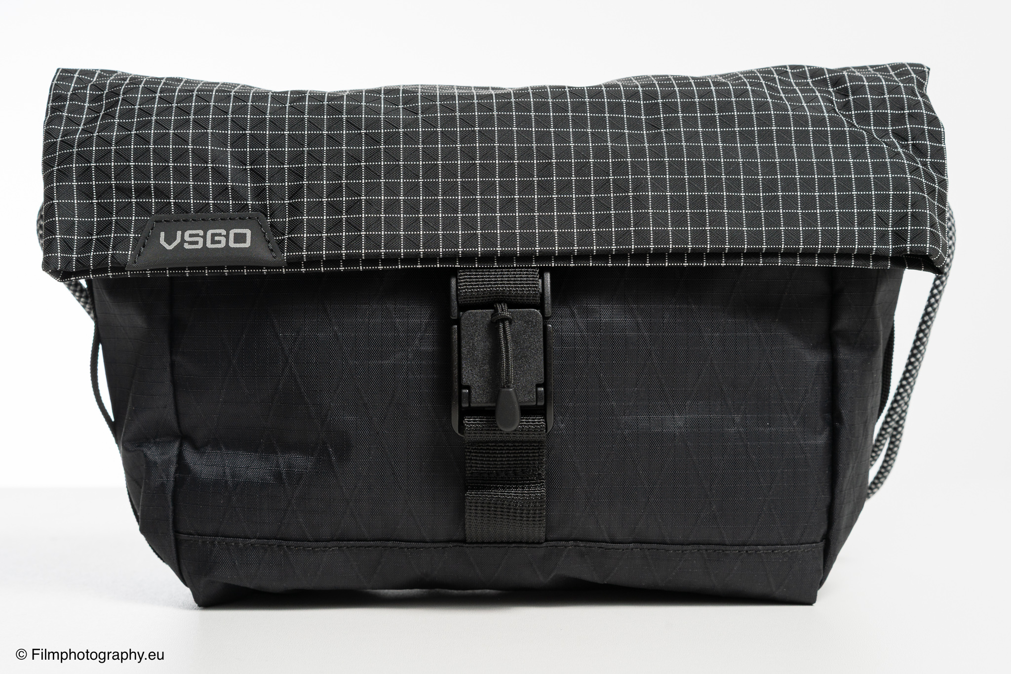 vsgo-black-snipe-urban-series-walk-3l-camera-sling-bag-review-1