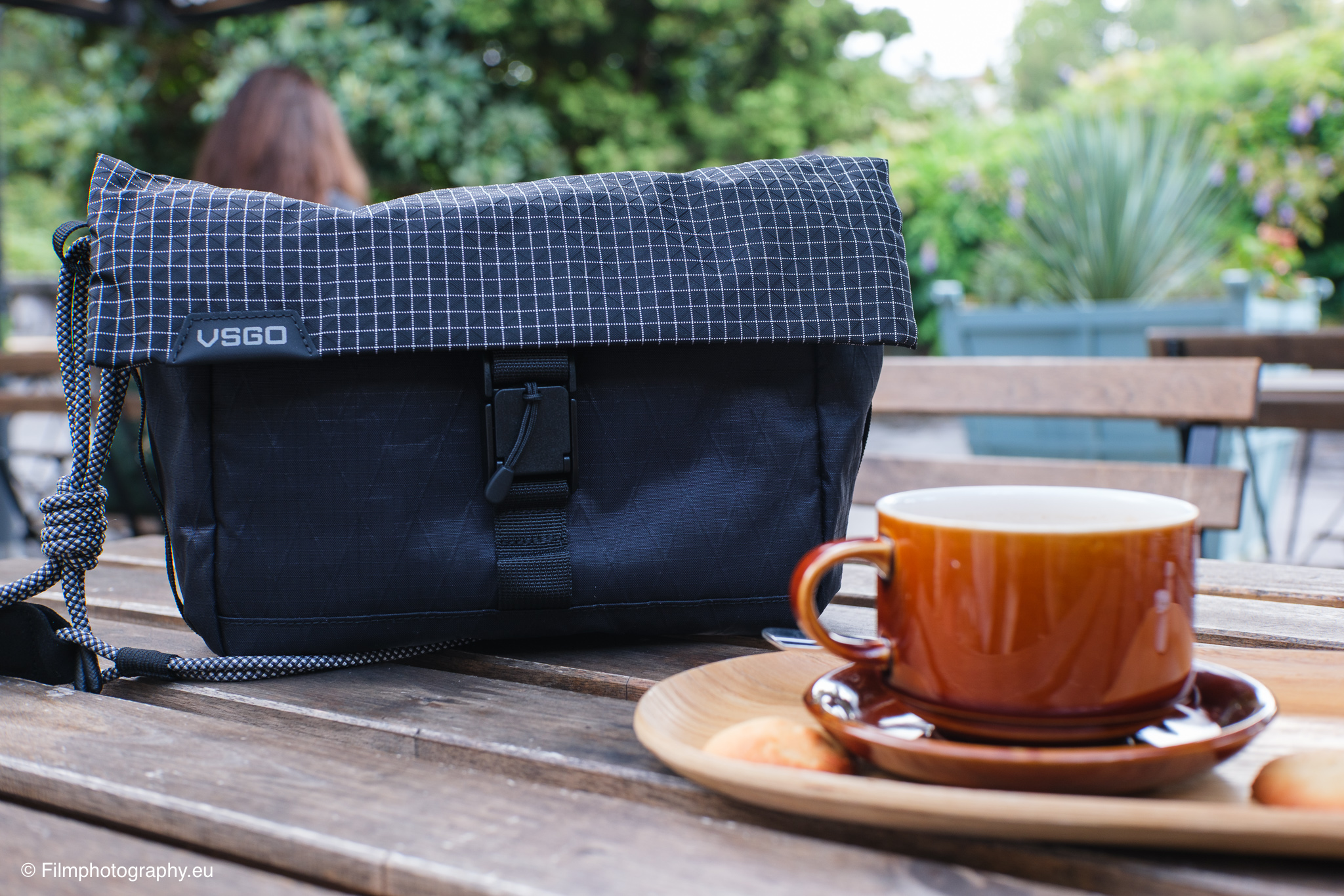 vsgo-black-snipe-urban-series-walk-3l-camera-sling-bag-review-124