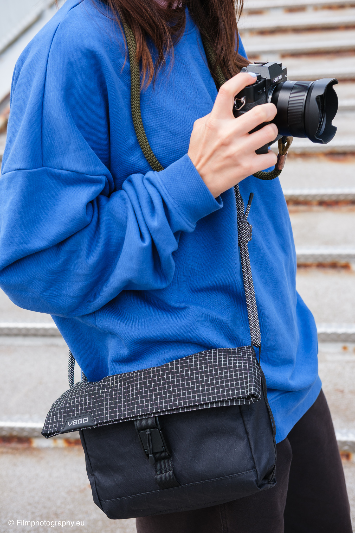 vsgo-black-snipe-urban-series-walk-3l-camera-sling-bag-review-178
