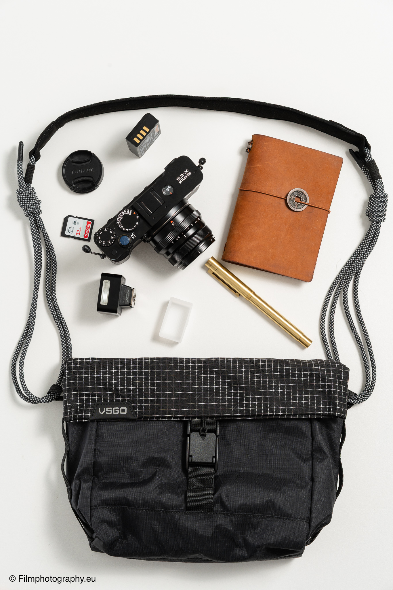 vsgo-black-snipe-urban-series-walk-3l-camera-sling-bag-review-38