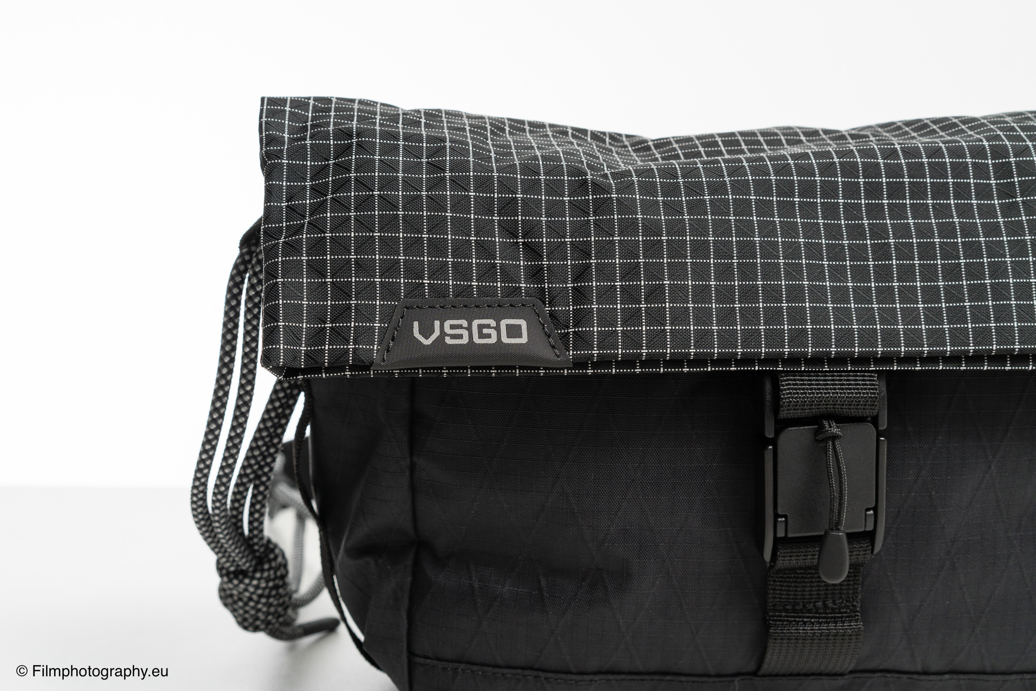 vsgo-black-snipe-urban-series-walk-3l-camera-sling-bag-review-6