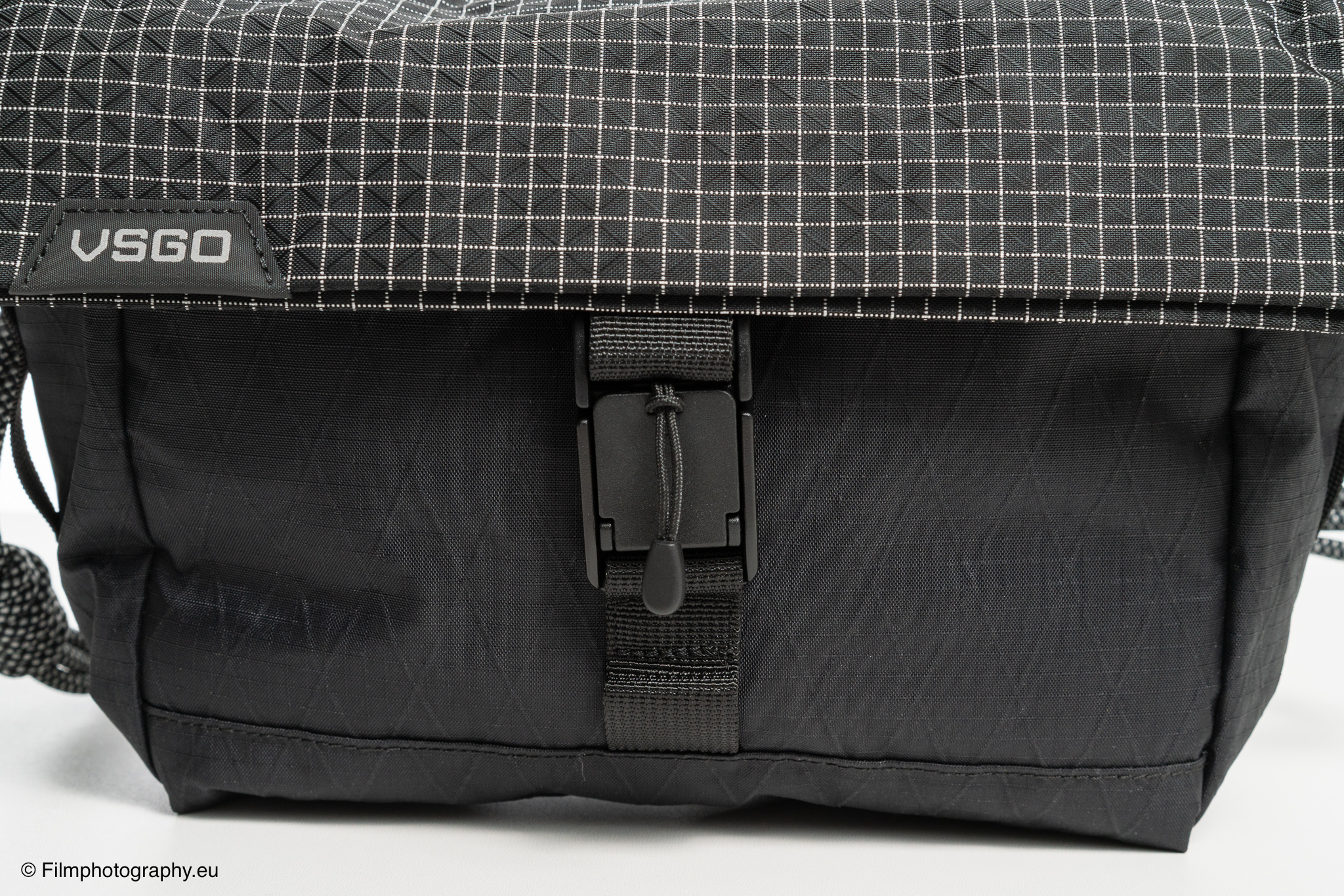 vsgo-black-snipe-urban-series-walk-3l-camera-sling-bag-review-7
