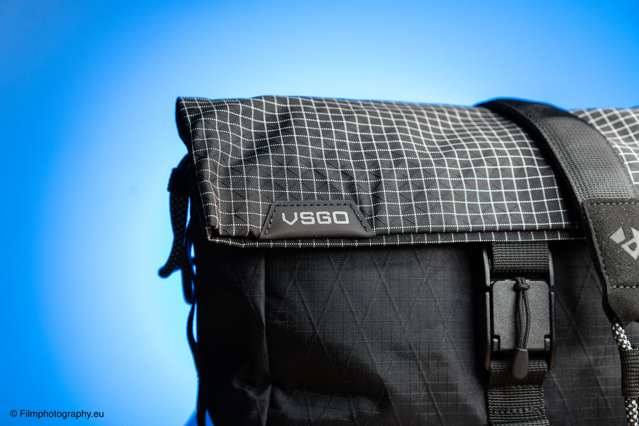 vsgo-black-snipe-urban-series-walk-3l-camera-sling-bag-review-87