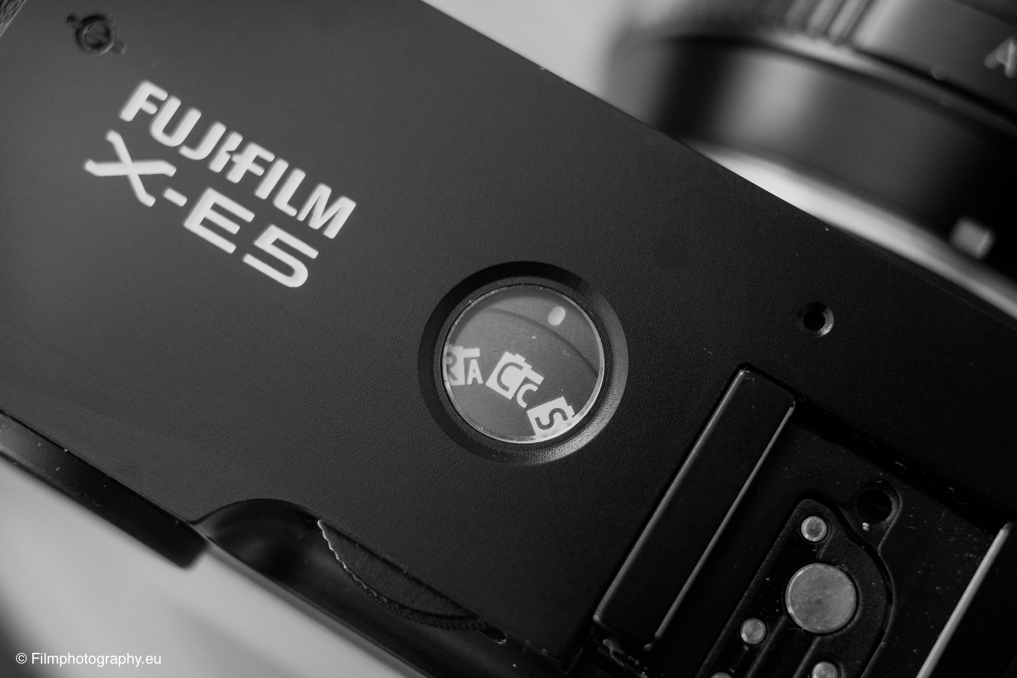 fujifilm-xe5-filmsimulation-wheel-review-2