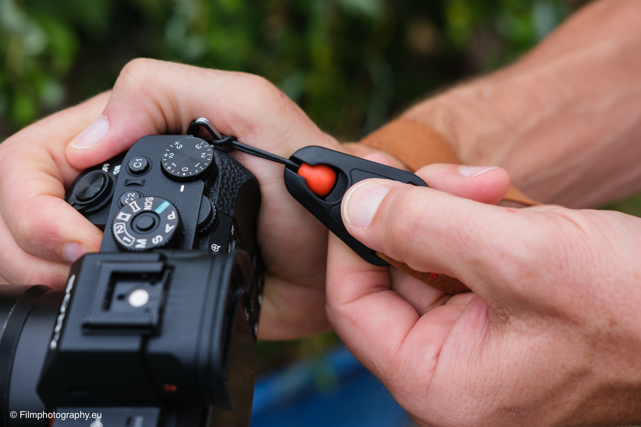 pgytech-camera-wrist-strap-review-1