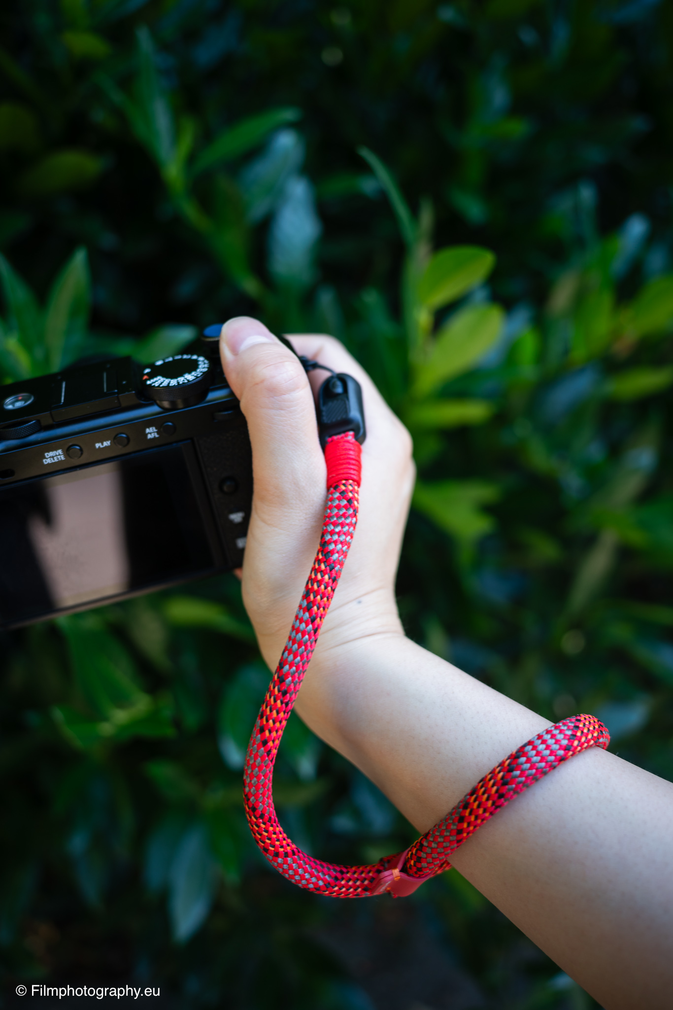 pgytech-camera-wrist-strap-slim-rope-review-1