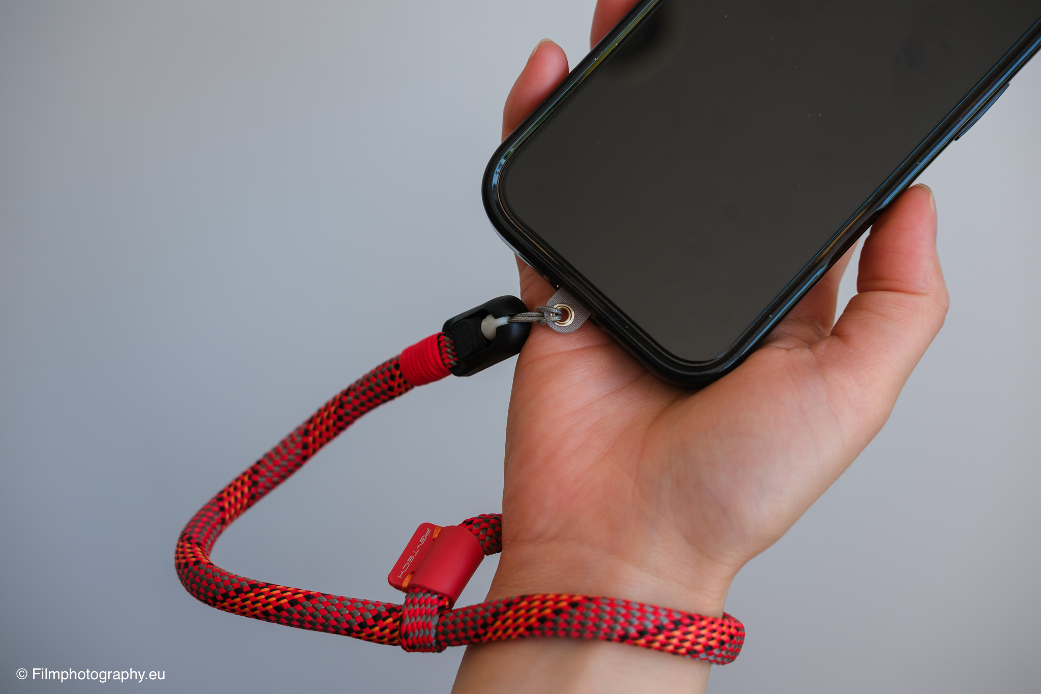 pgytech-camera-wrist-strap-slim-rope-review-4